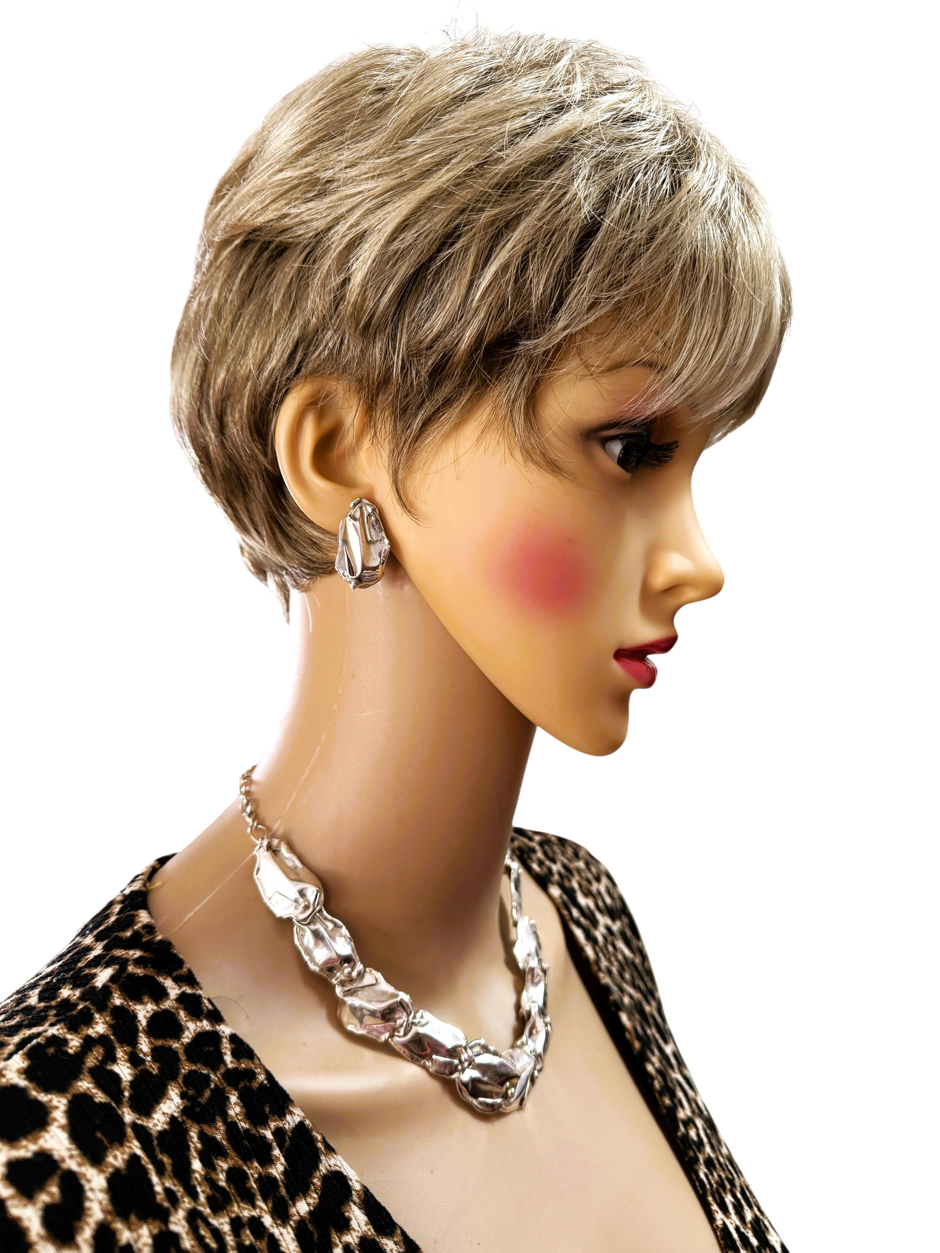 Collar y Pendientes de Pétalos de Plata de Ley Forjada Modernista Brutalista en venta 1
