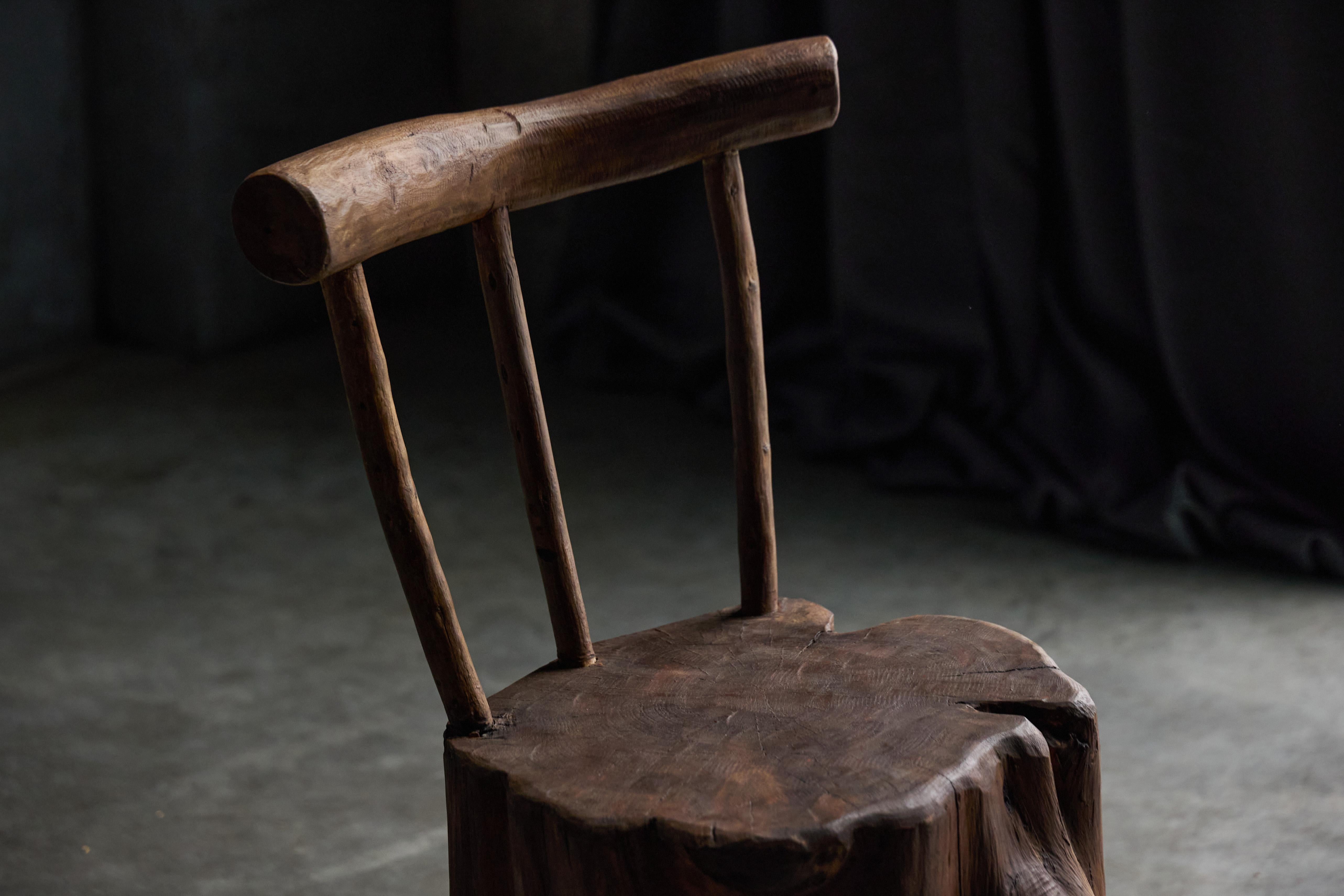 Brutalist Monoxyle Chair, France, 1970s For Sale 5