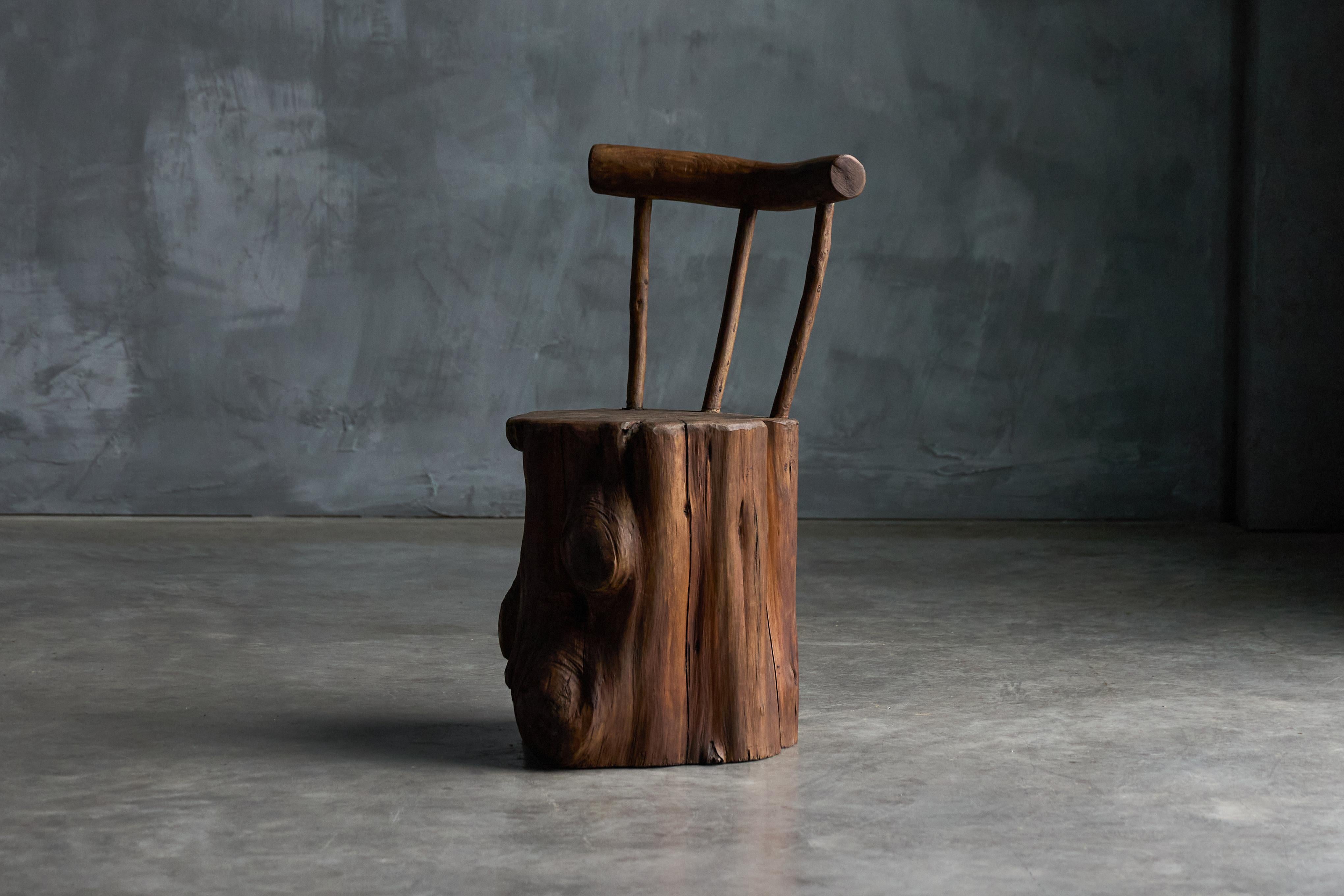 Brutalist Monoxyle Chair, France, 1970s In Excellent Condition For Sale In Antwerp, BE