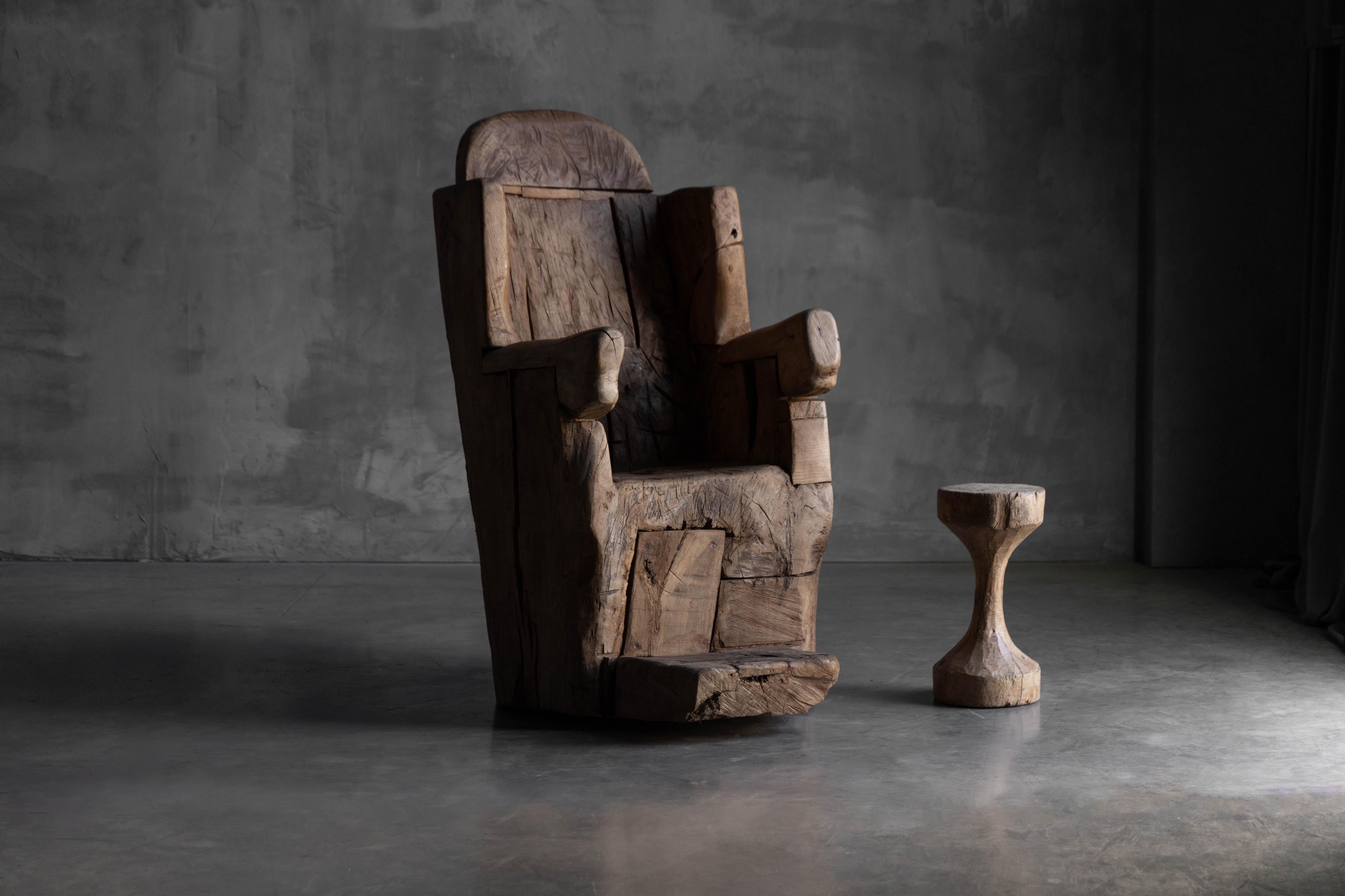 Silla de Trono Monoxilita Brutalista, Francia, Siglo XIX en Excelente estado para la venta en Antwerp, BE