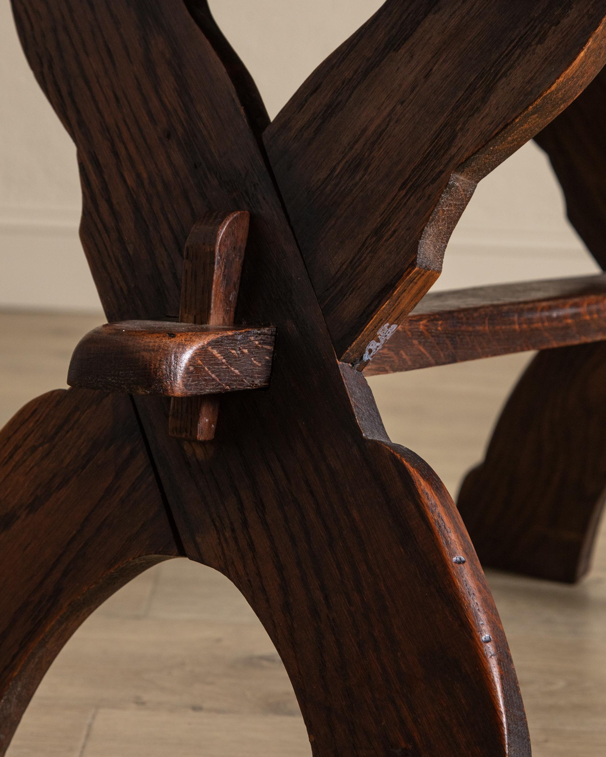 Table d'appoint brutaliste à abattant Mortis & Tenon, France, années 1940 en vente 2