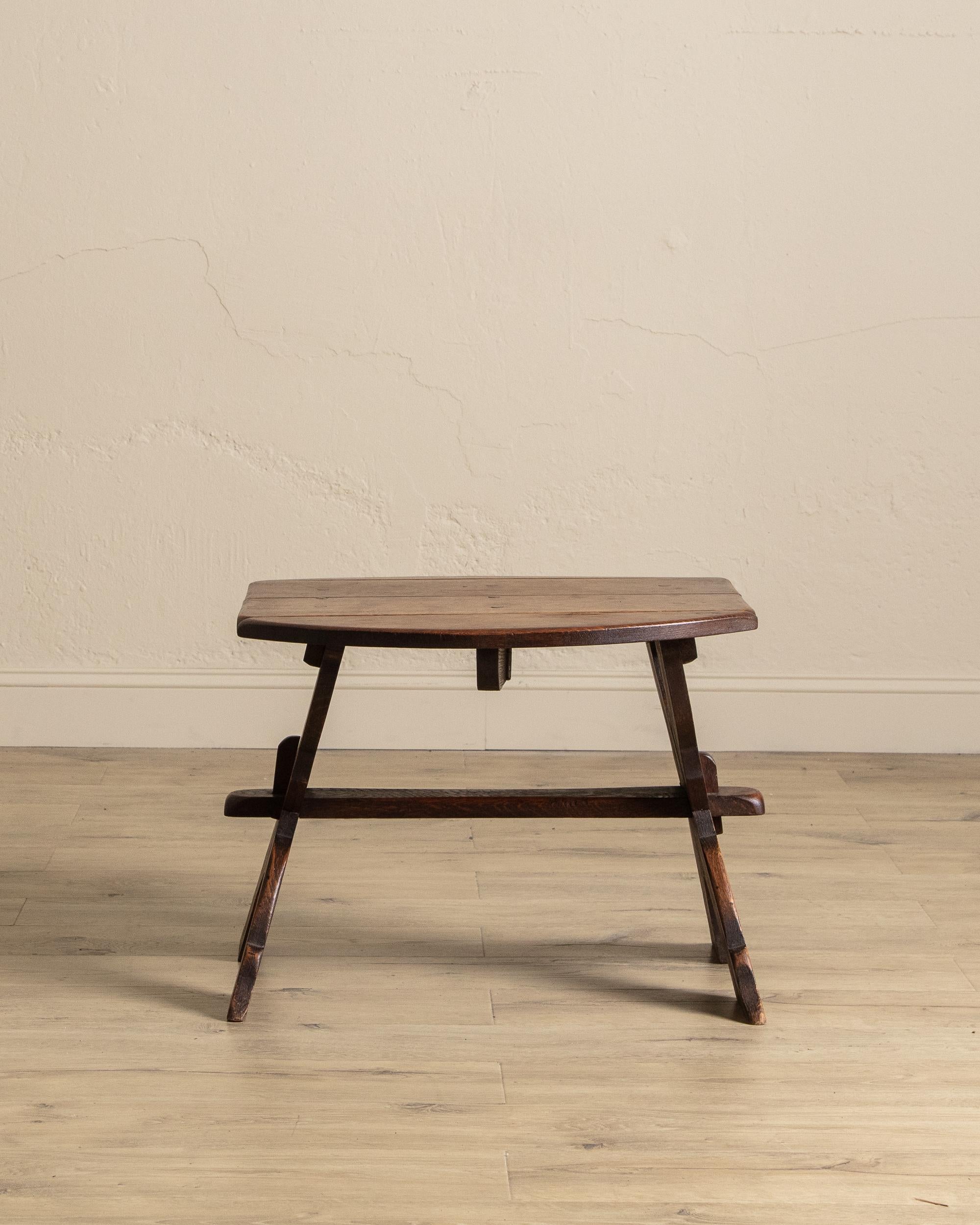 Menuiserie Table d'appoint brutaliste à abattant Mortis & Tenon, France, années 1940 en vente