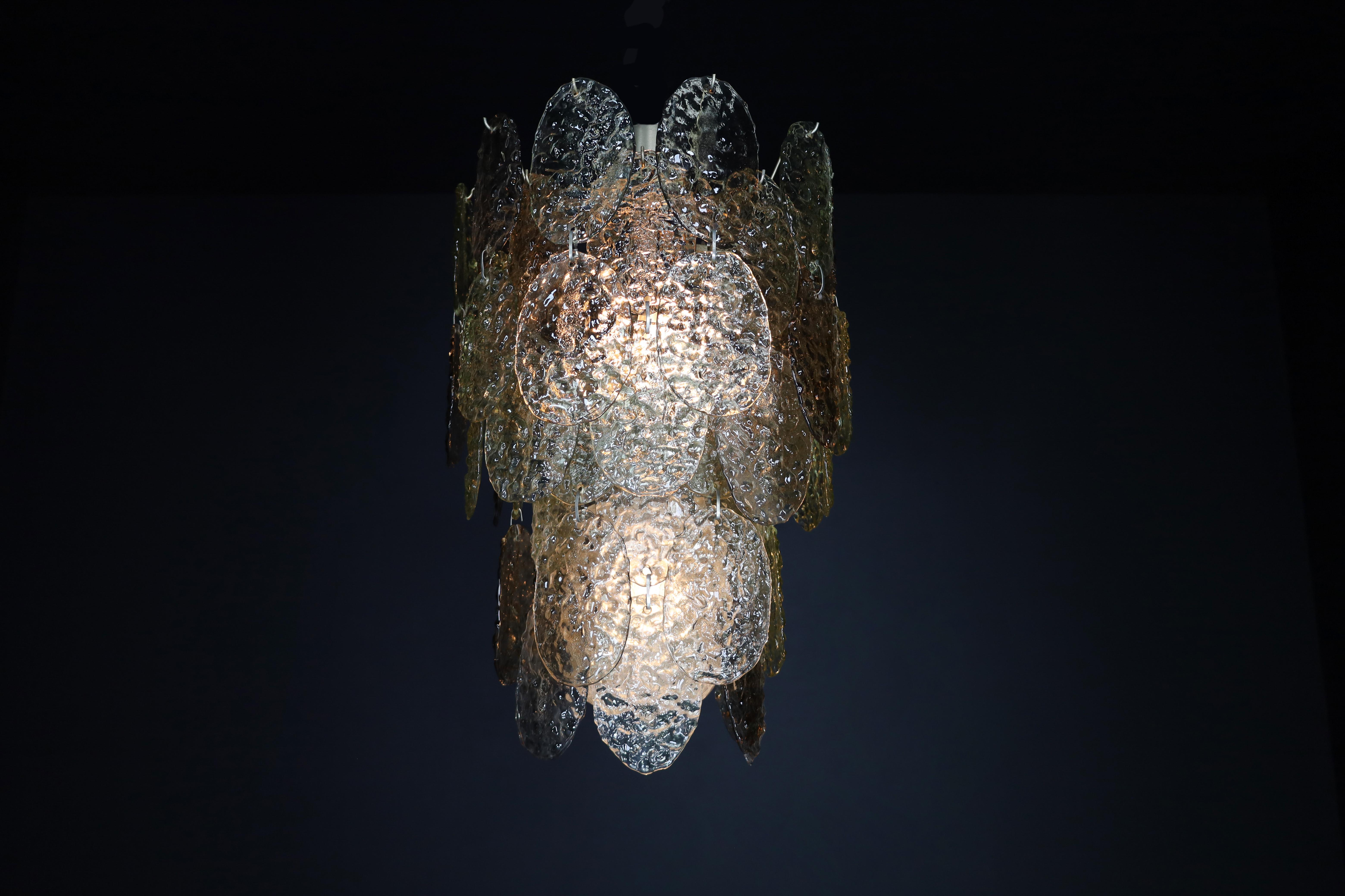 Brutalist  Murano Waterfall Chandelier by Carlo Nason for Mazzega, Italy, 1960s For Sale 2