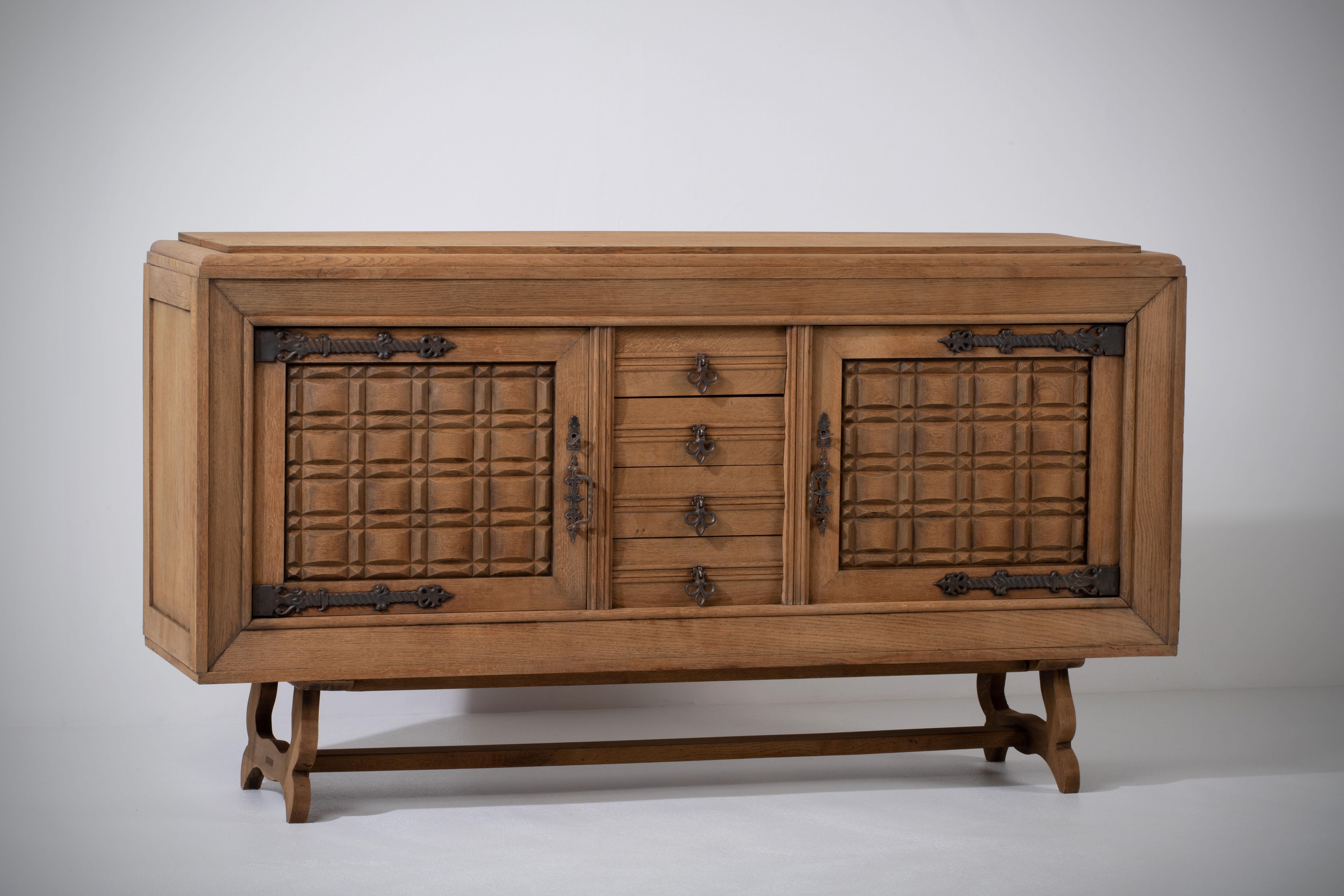 Art Deco Brutalist Natural Oak Sideboard, France, 1940 For Sale