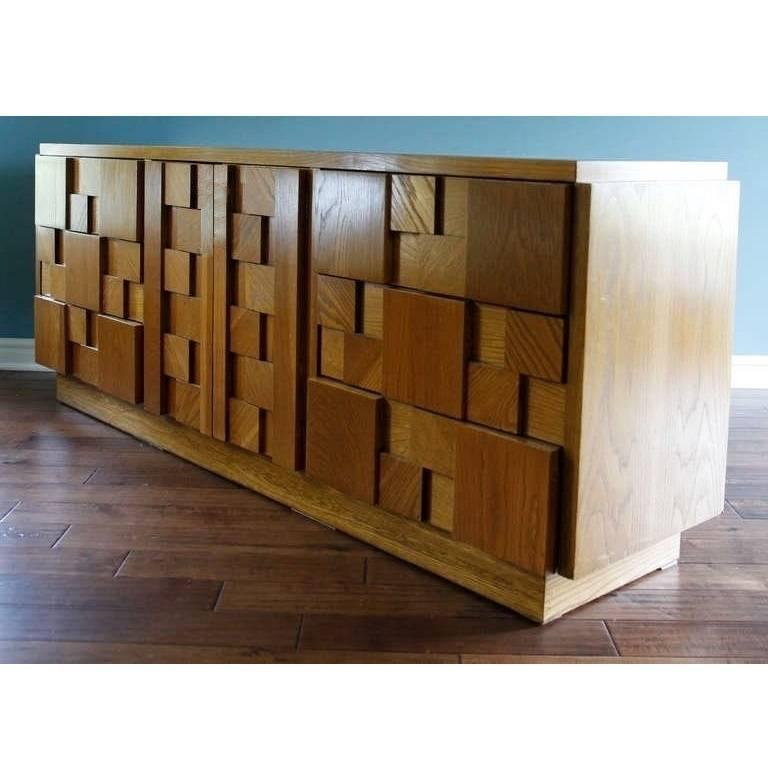 Brutalist Natural Wood Finish Credenza by Lane Furniture In Good Condition In Dallas, TX