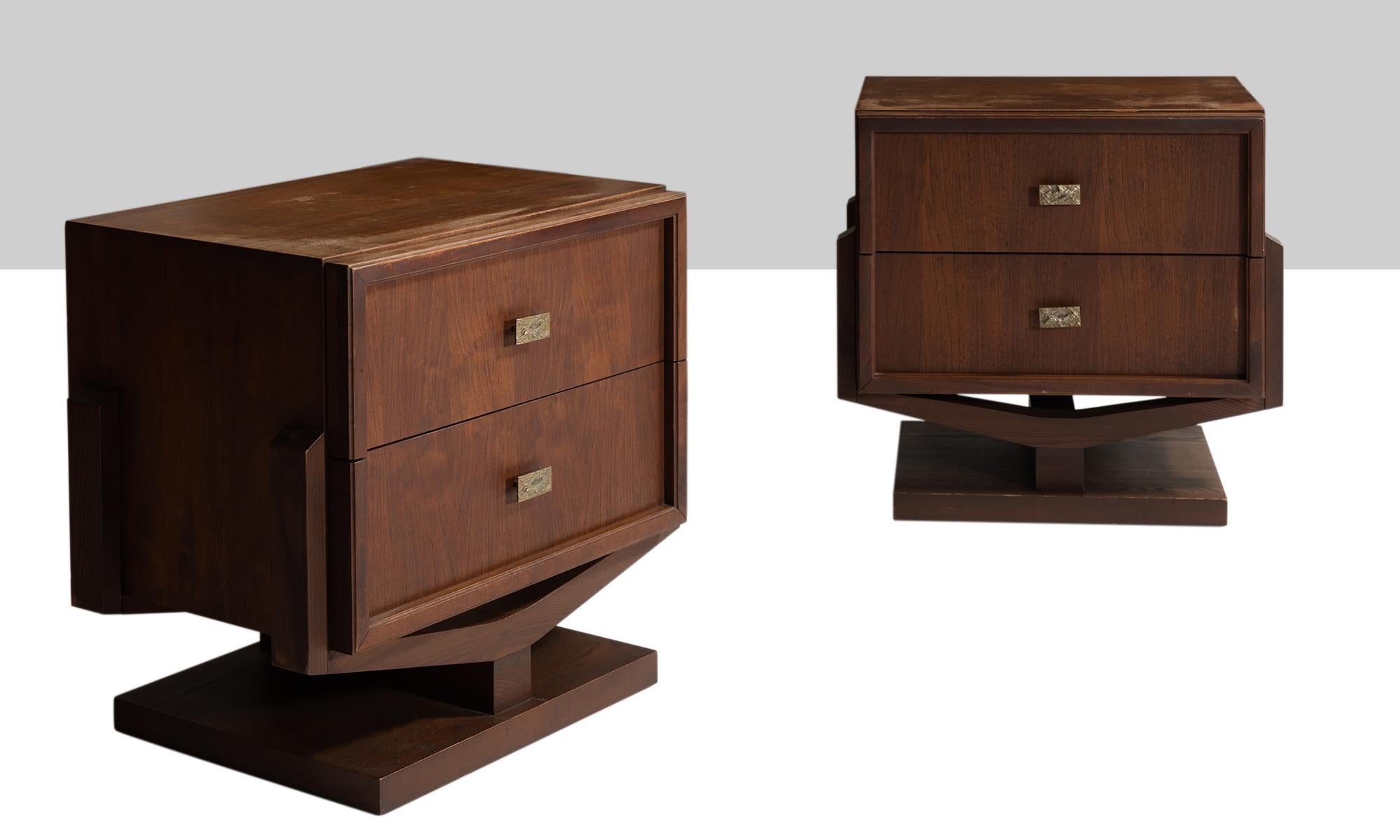 Raised on arched plinth. Cast iron Brutalist pulls.

  
