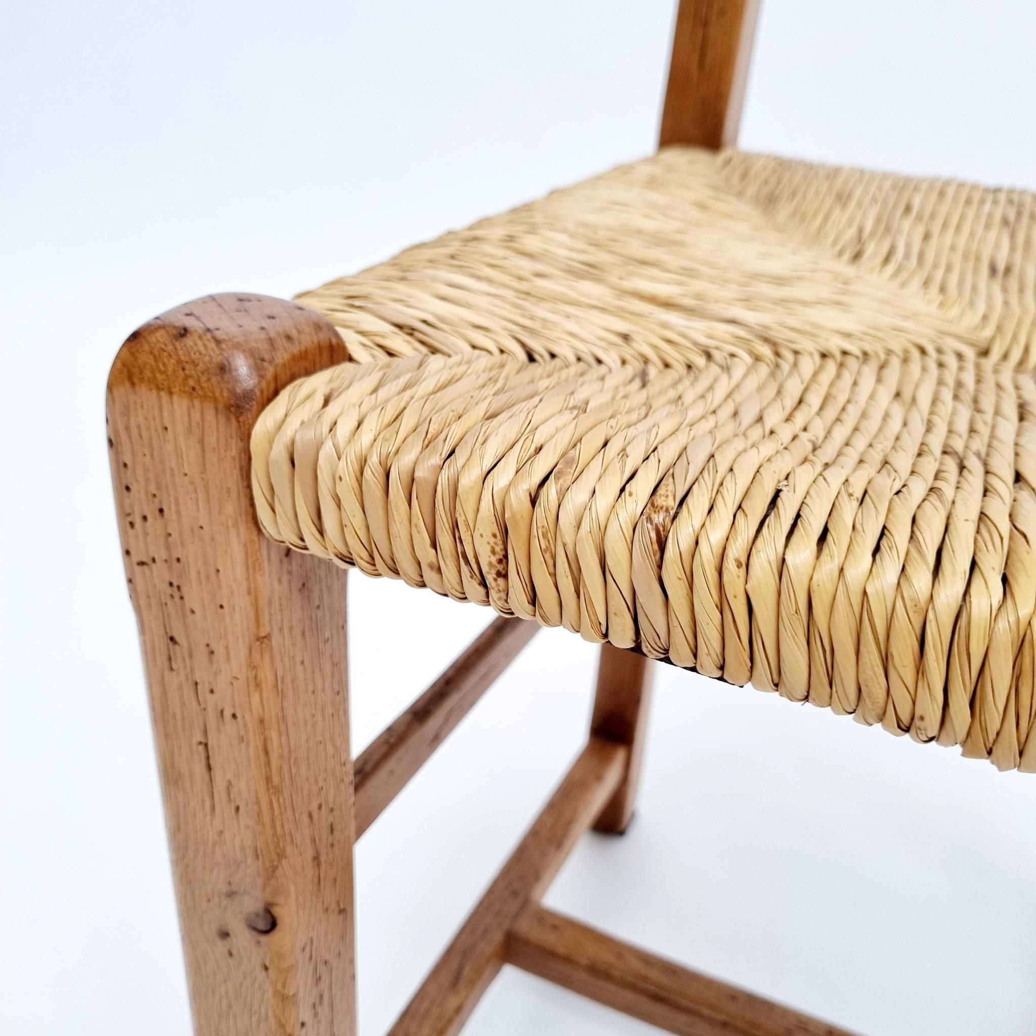 19th Century Brutalist Oak Antique Dining Chairs with Rush Seating, Set of 6, circa 1870s For Sale