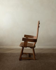 Brutalistischer Eichenholzsessel mit skulpturaler hoher Rückenlehne von De Puydt, Beglium, 1960er Jahre