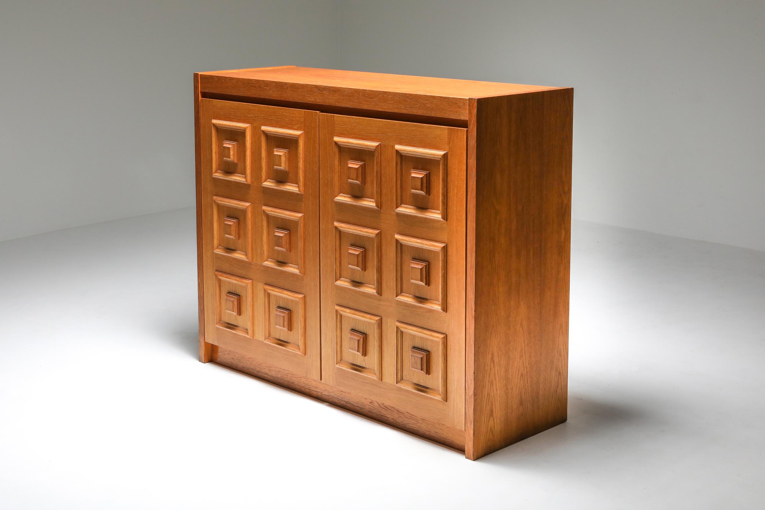 Bar cabinet by De Coene, Belgium, 1970s, Brutalism.



  