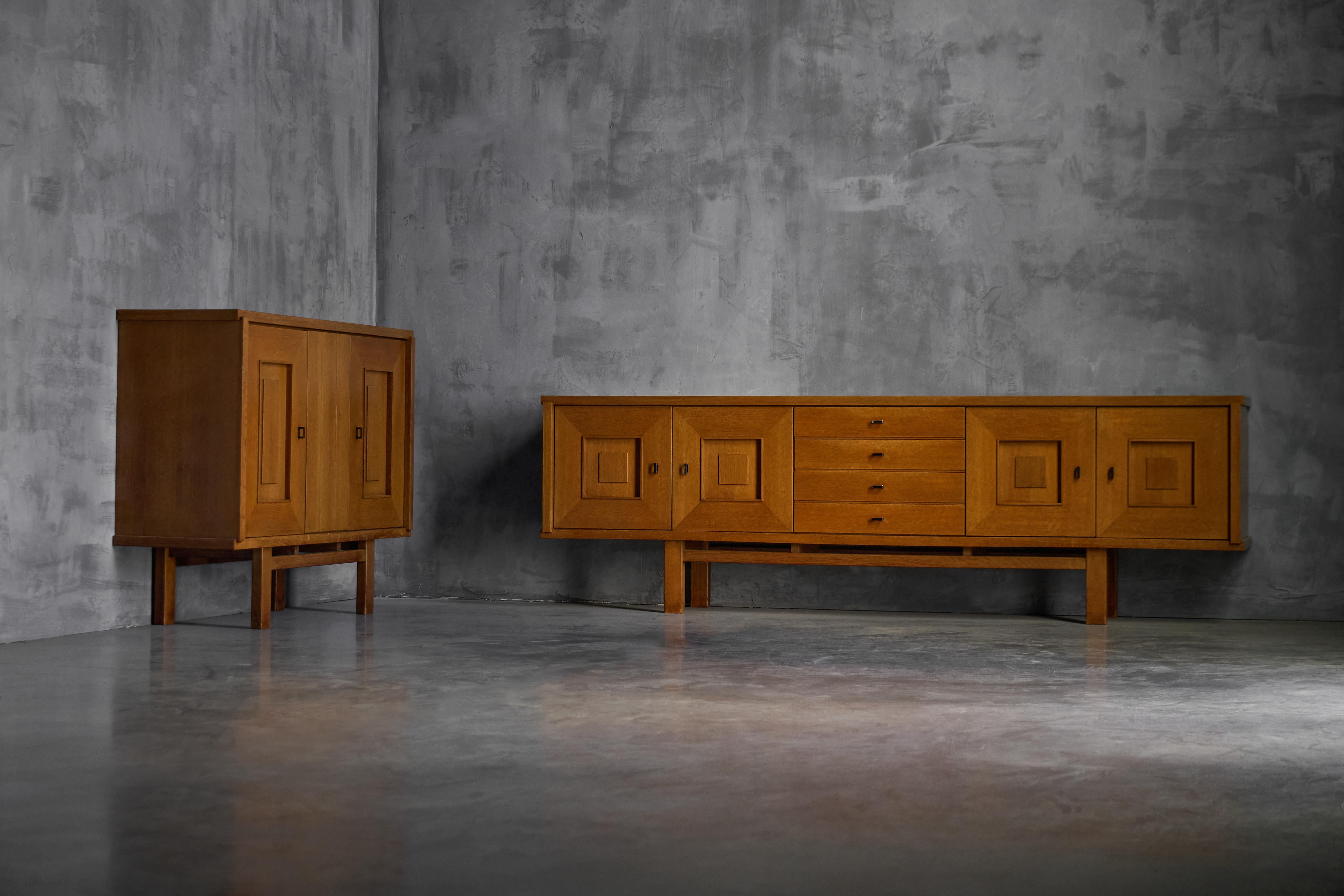 Brutalist Oak Buffet, Belgium, 1960s For Sale 4