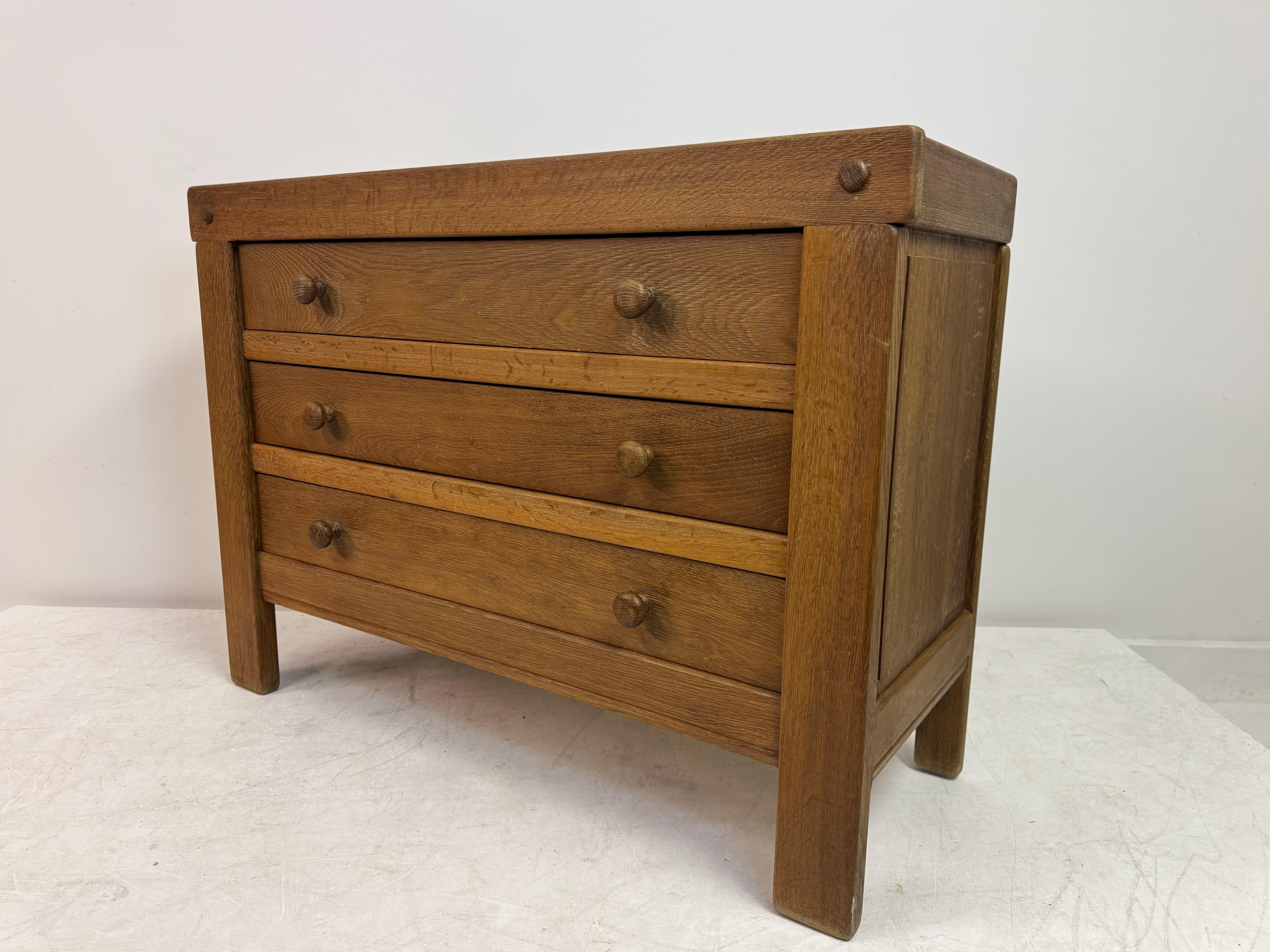 Brutalist Oak Chest of Drawers, 1970s in vendita 4