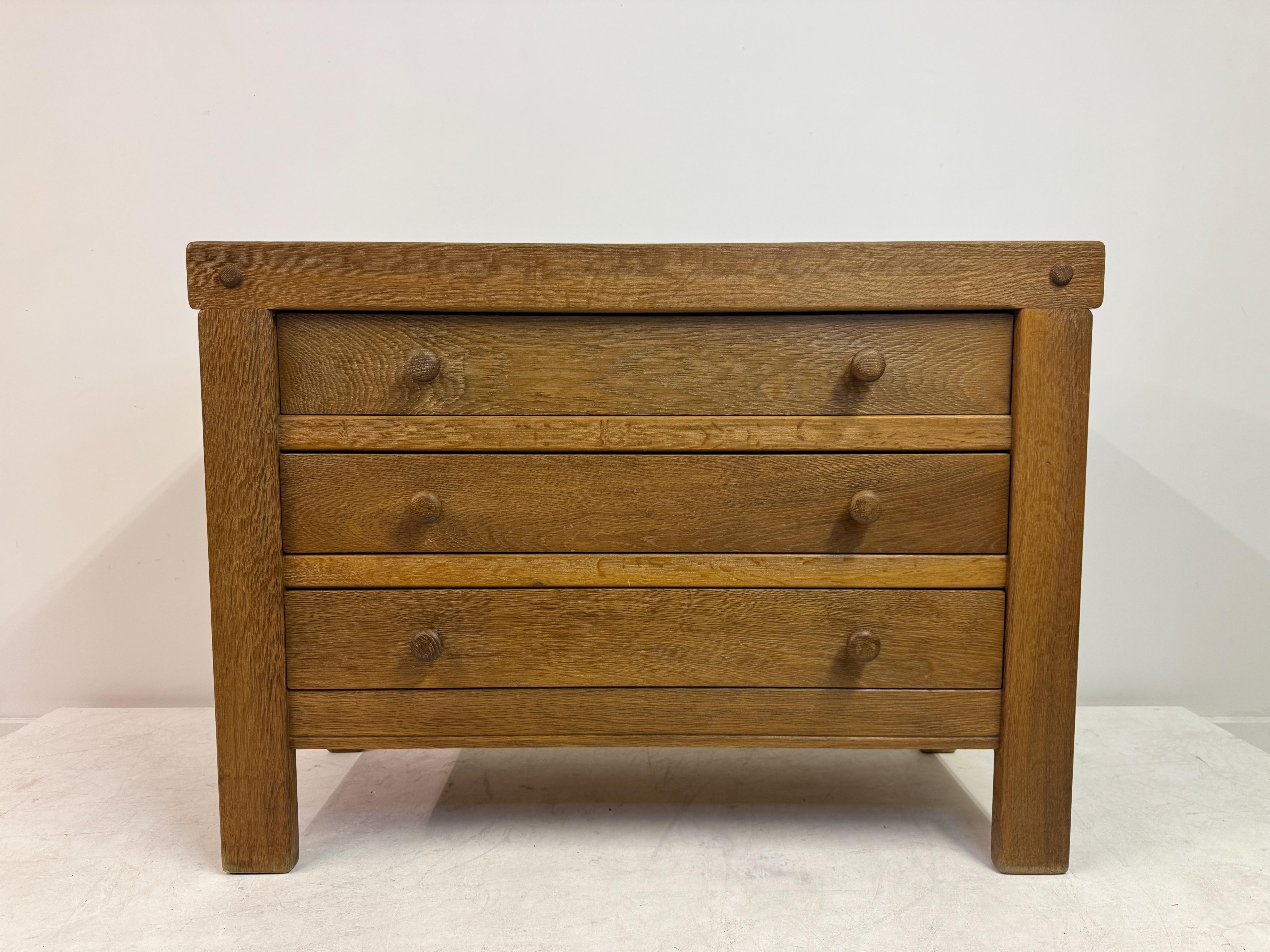 Brutalismo Brutalist Oak Chest of Drawers, 1970s in vendita