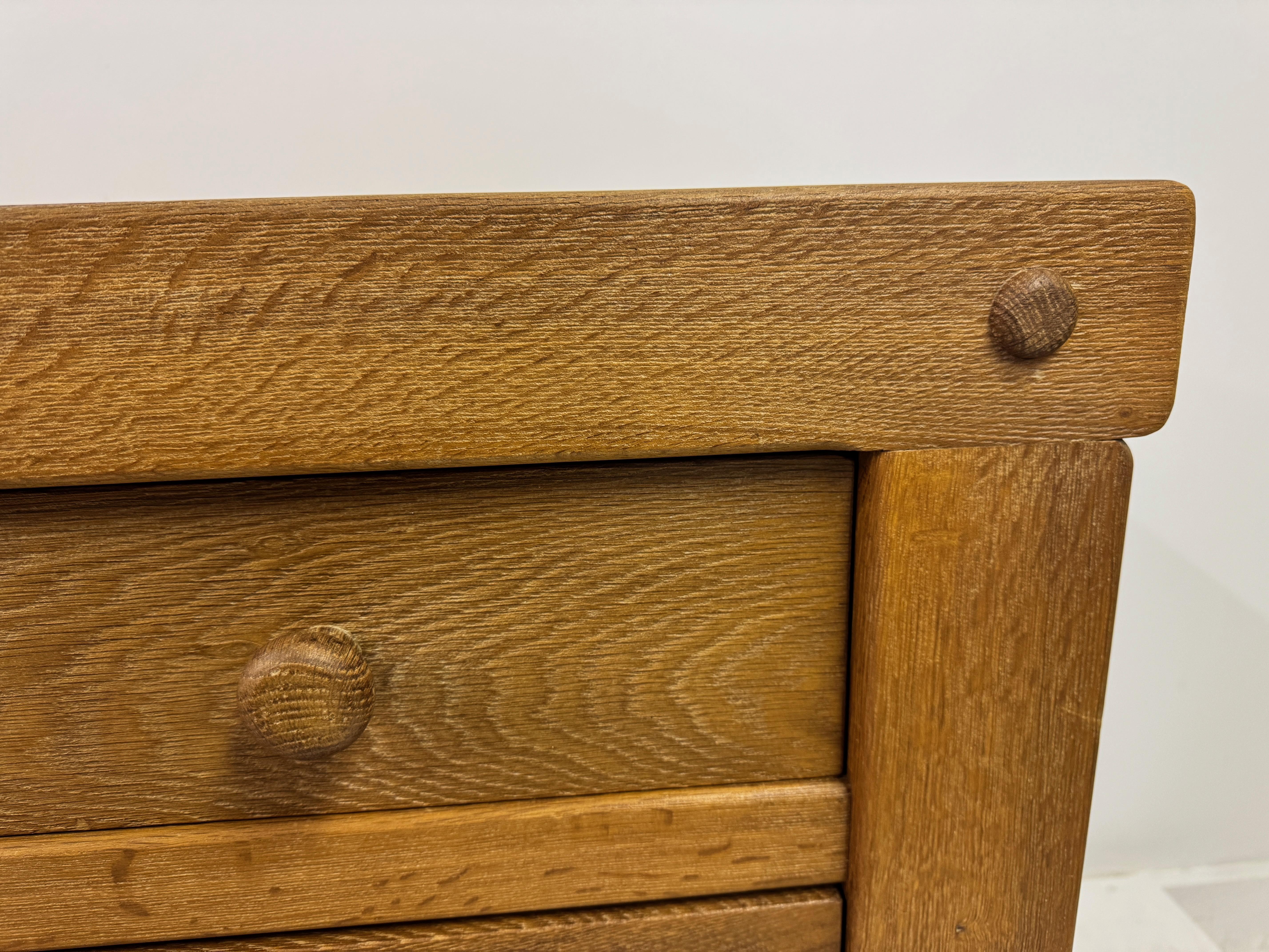 XX secolo Brutalist Oak Chest of Drawers, 1970s in vendita