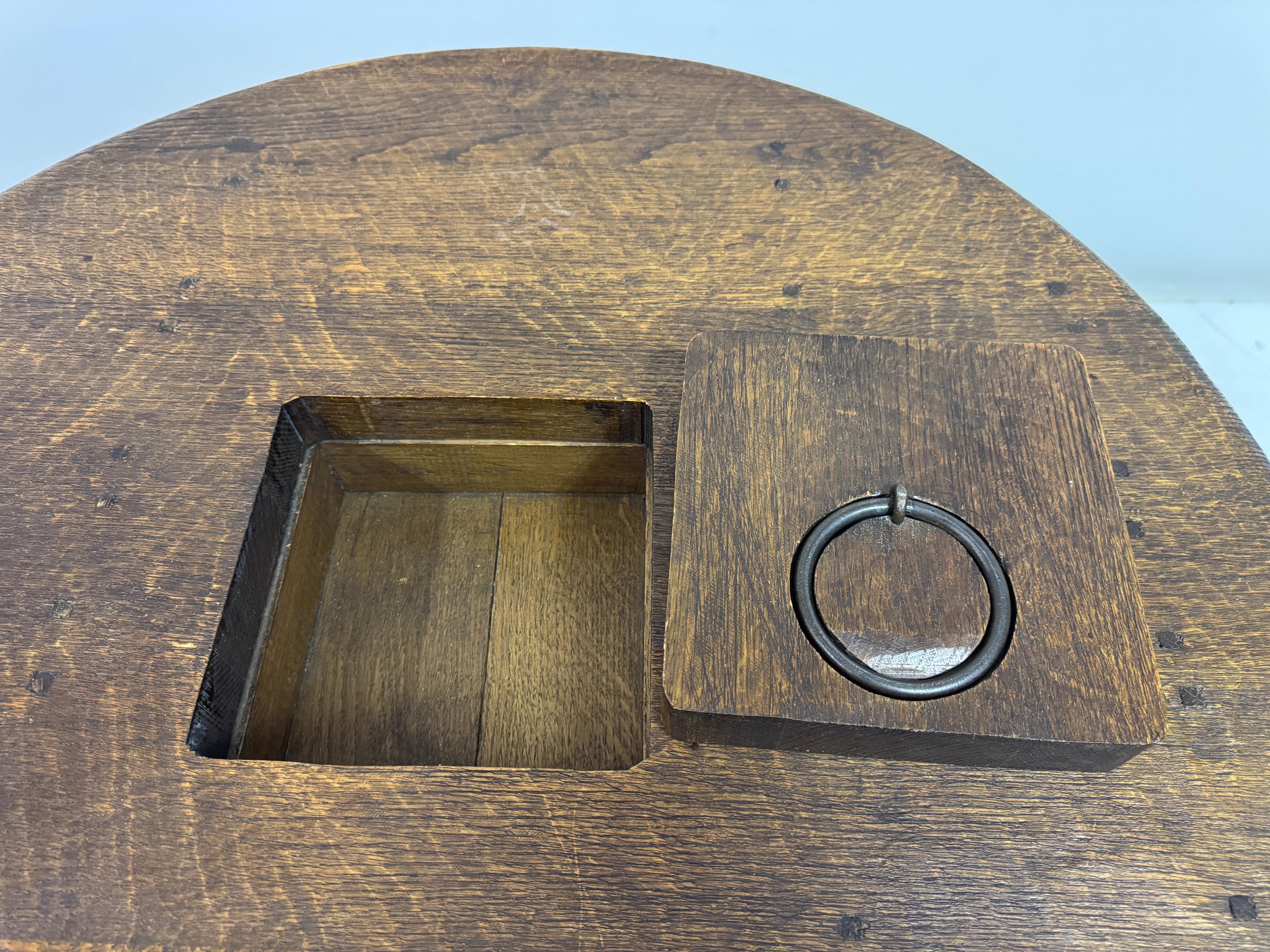 Mesa baja de roble brutalista con almacenaje oculto, Países Bajos, años 60 en venta 2