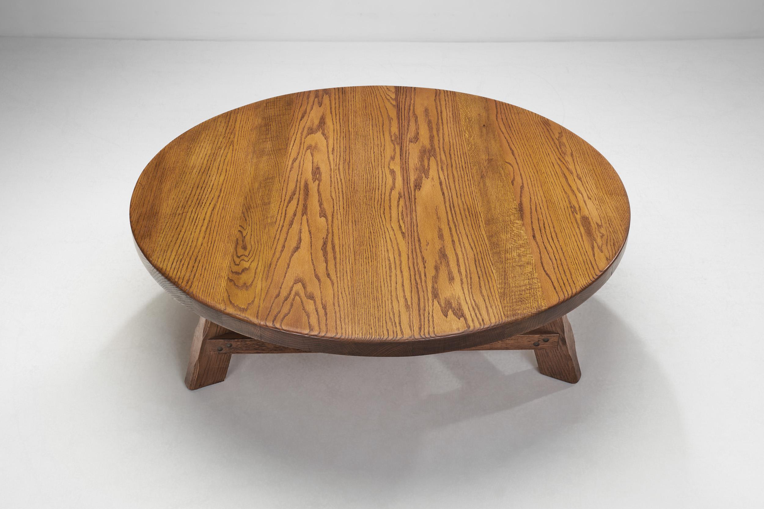 Brutalist Oak Coffee Table with Triangular Legs, Europe ca 1950s For Sale 1