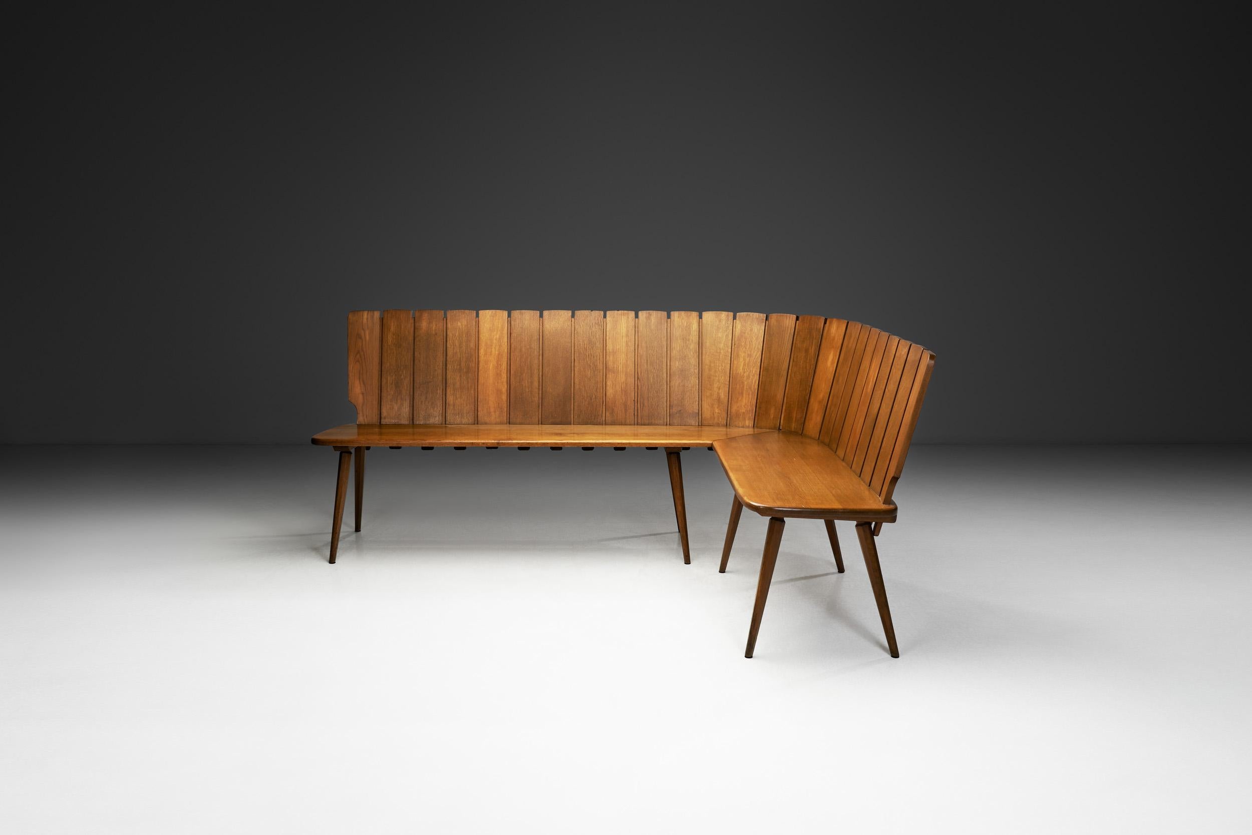 European Brutalist Oak Corner Bench, Europe Second half of the 20th Century For Sale