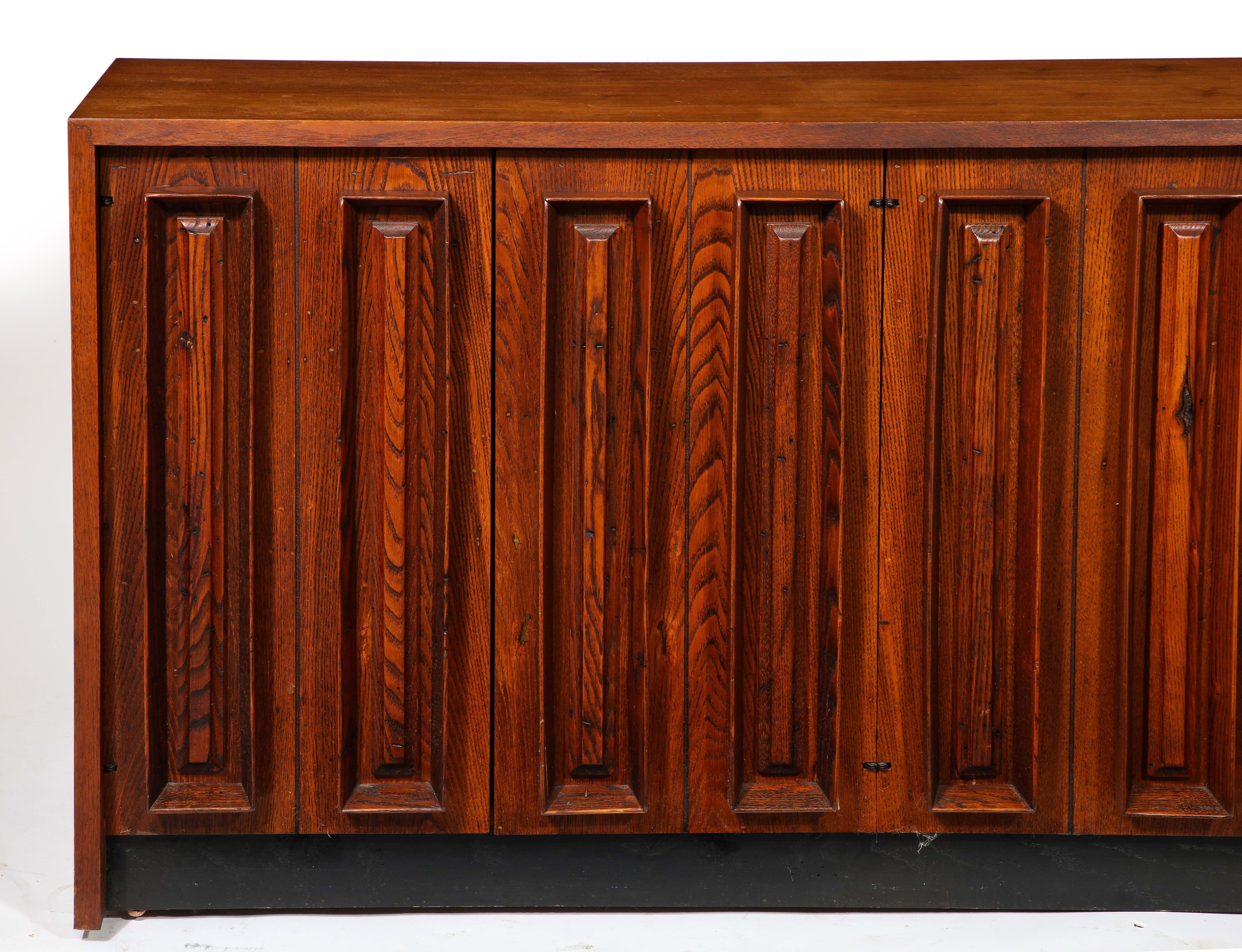 Brutalist Oak Credenza, USA 1960's In Good Condition For Sale In New York, NY