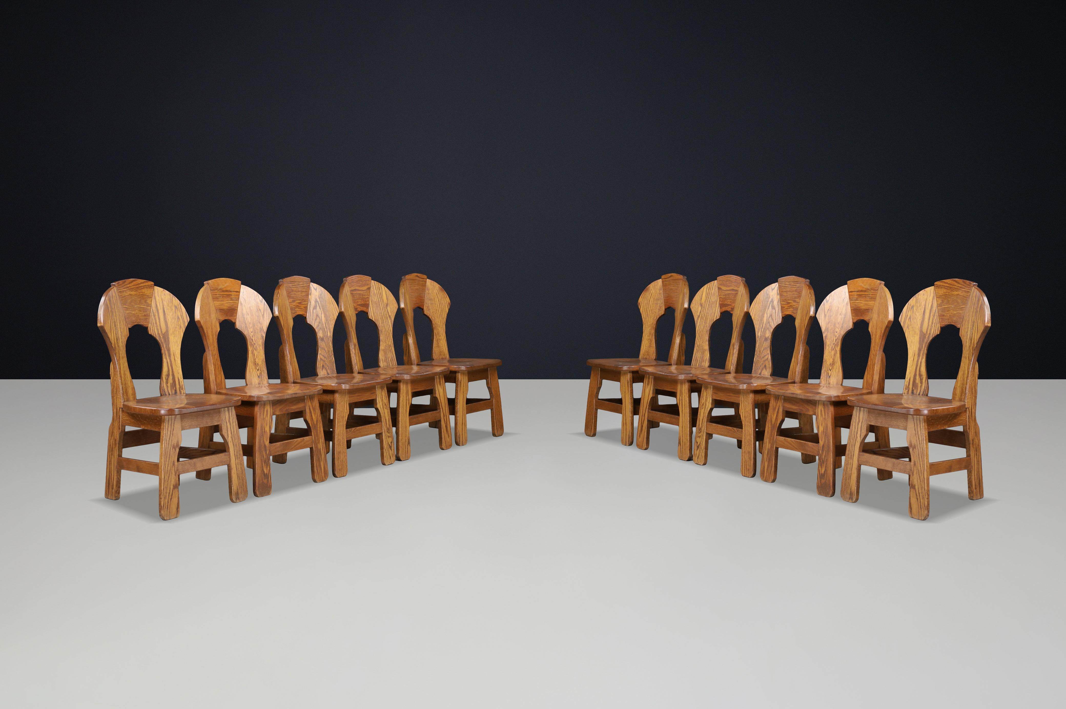 Brutalistische Eichen-Esszimmerstühle, Frankreich, 1960er Jahre (Ende des 20. Jahrhunderts) im Angebot
