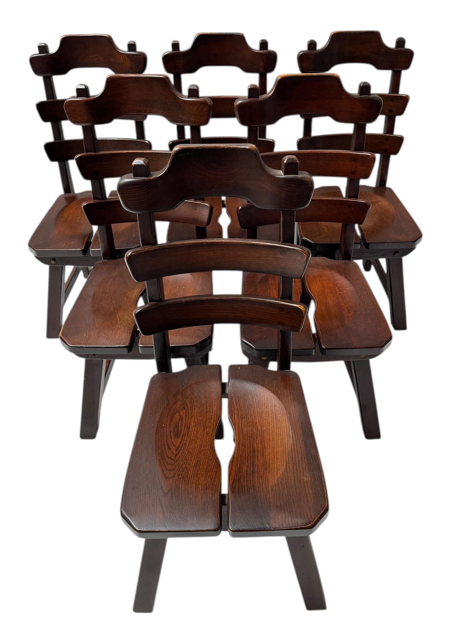 Chêne Table de salle à manger brutale en Oak avec six chaises de salle à manger brutale, années 1970 en vente