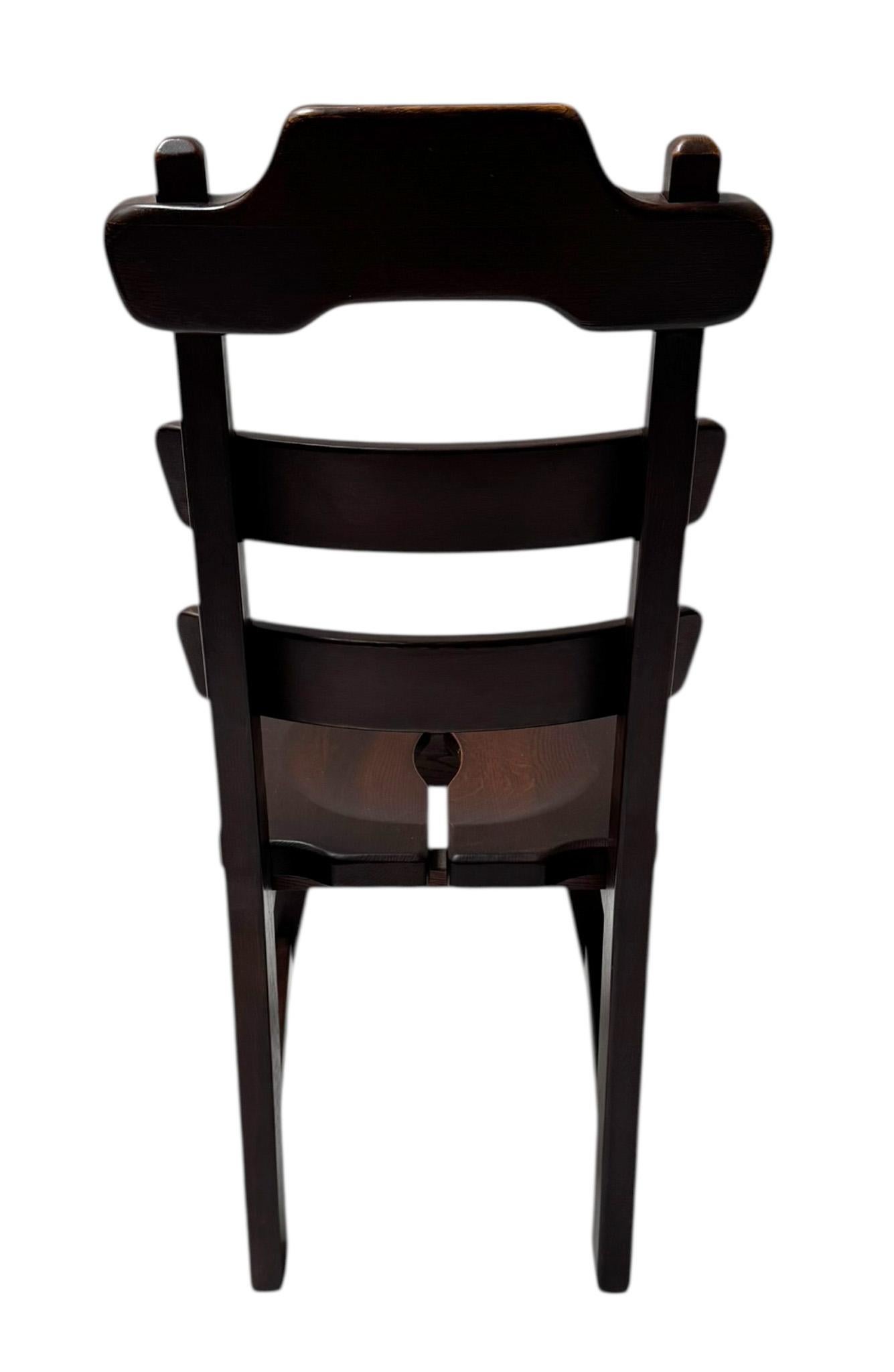 Table de salle à manger brutale en Oak avec six chaises de salle à manger brutale, années 1970 en vente 2