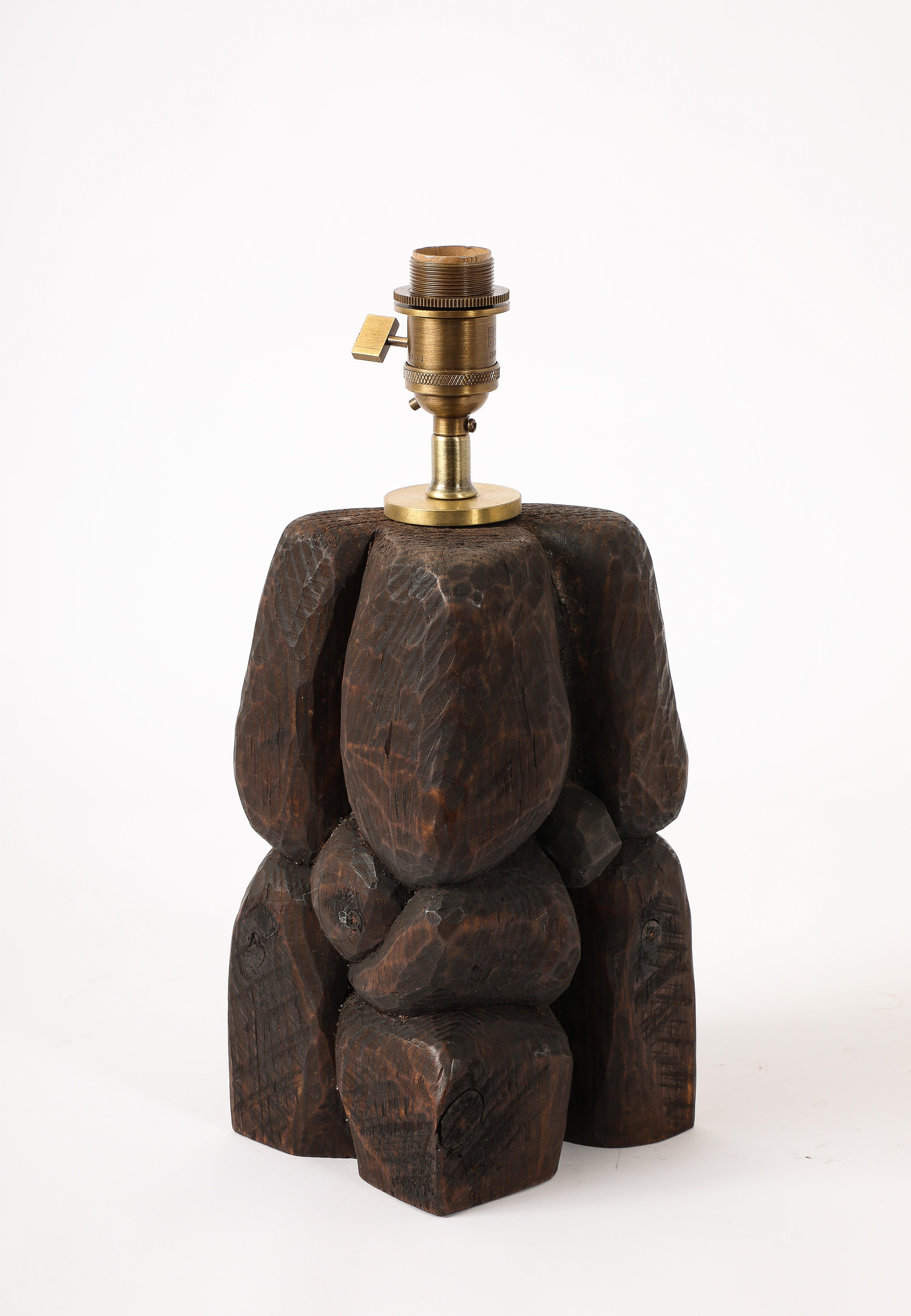 Brutalistische Eichenlampe, Frankreich 1950er Jahre im Angebot 4
