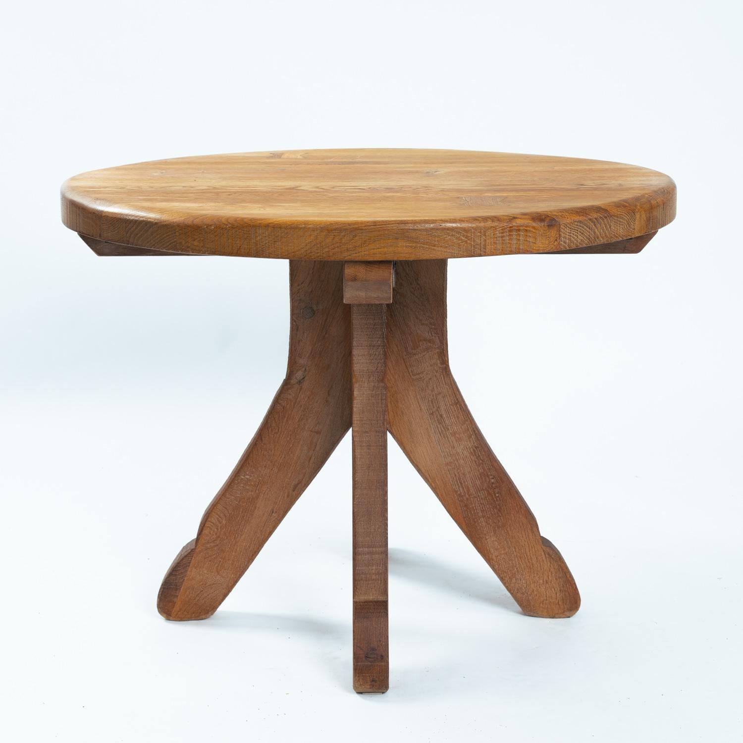 Brutalist oak wooden dining table by de Puydt, Belgium 1970s Bon état - En vente à Zevenaar, NL