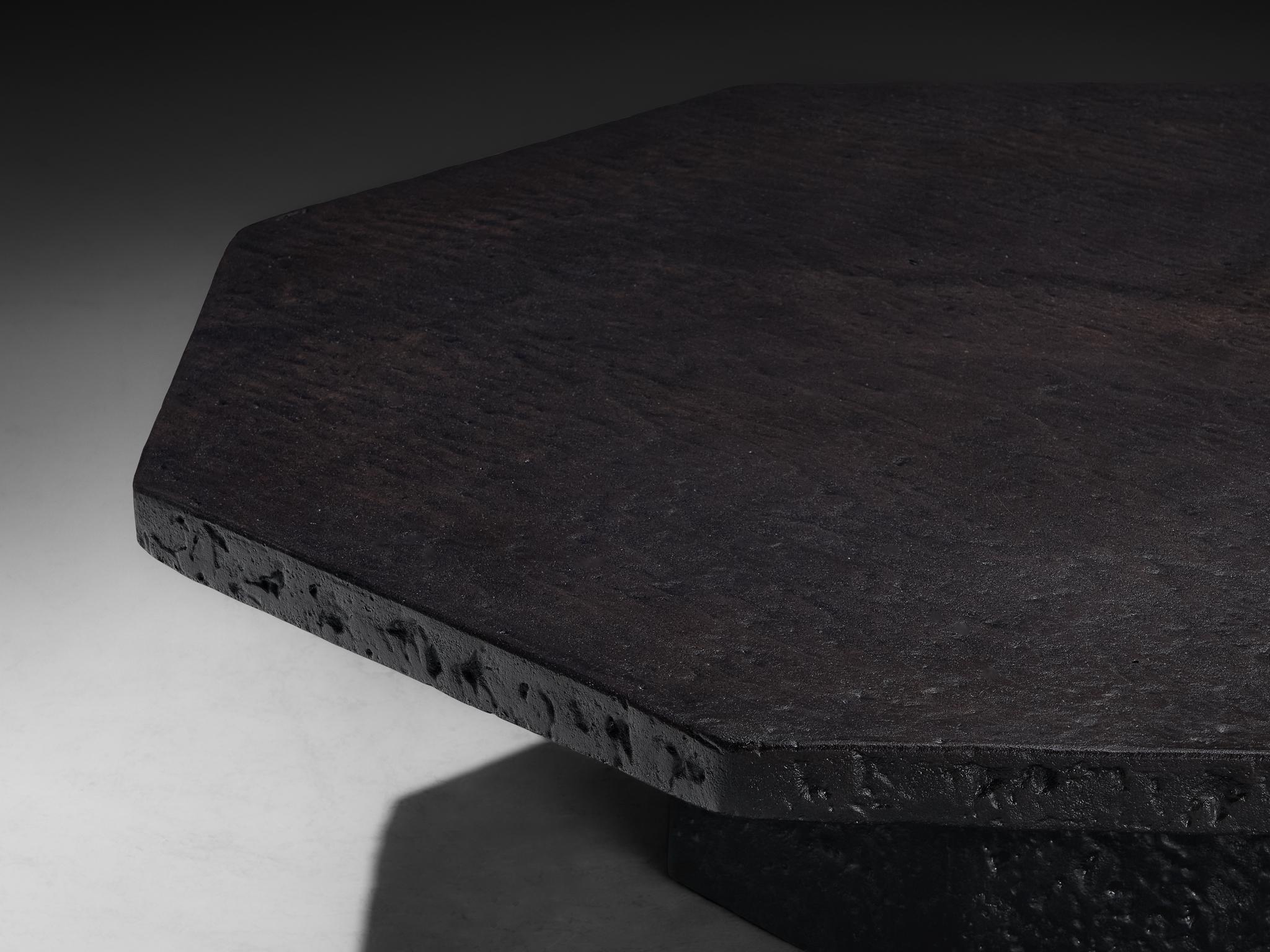 Brutalist Octagonal Coffee Table in Black Stone Look Resin For Sale 1