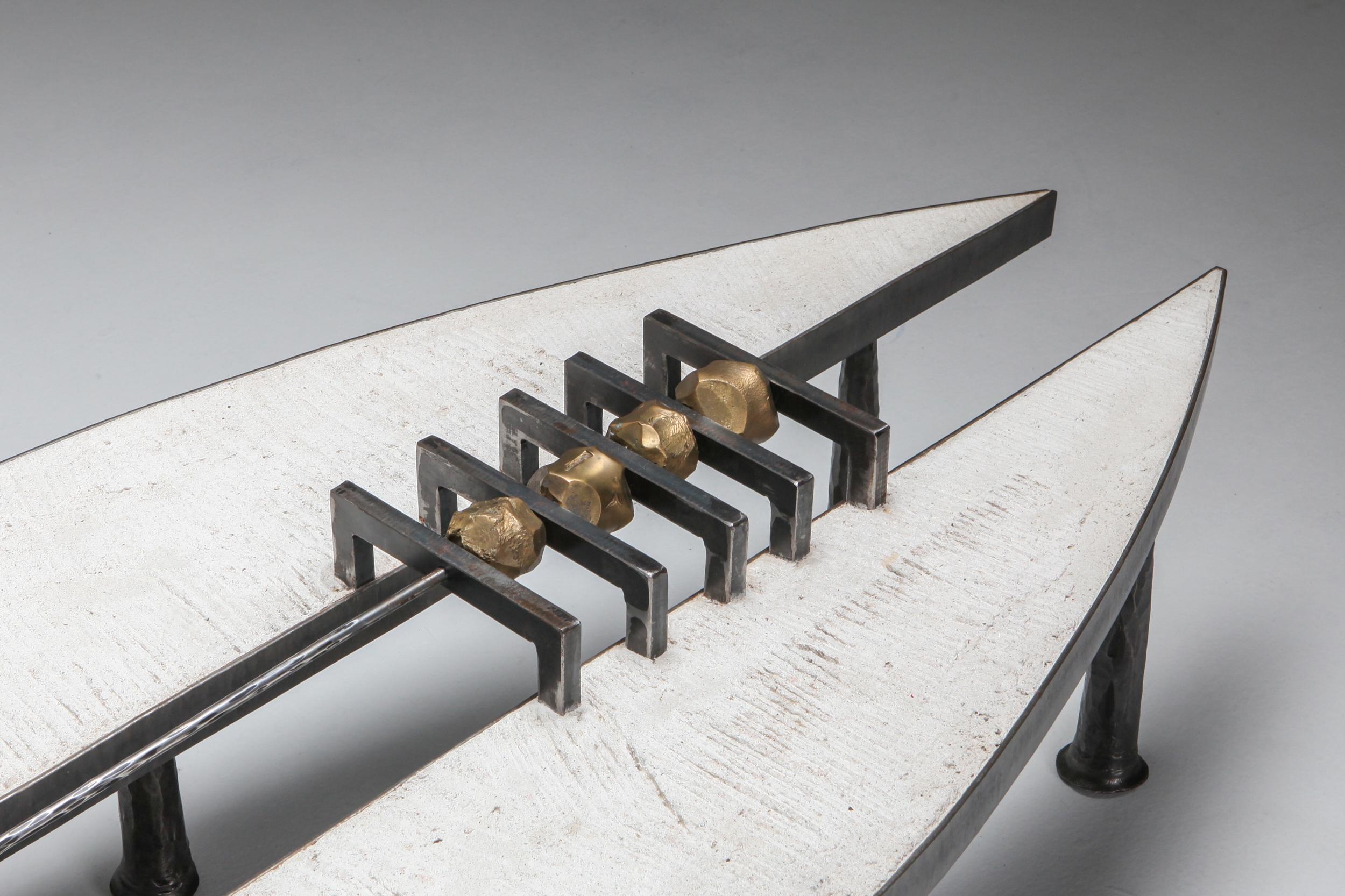 Table basse brutaliste unique en son genre de Thomas Serruys en vente 1