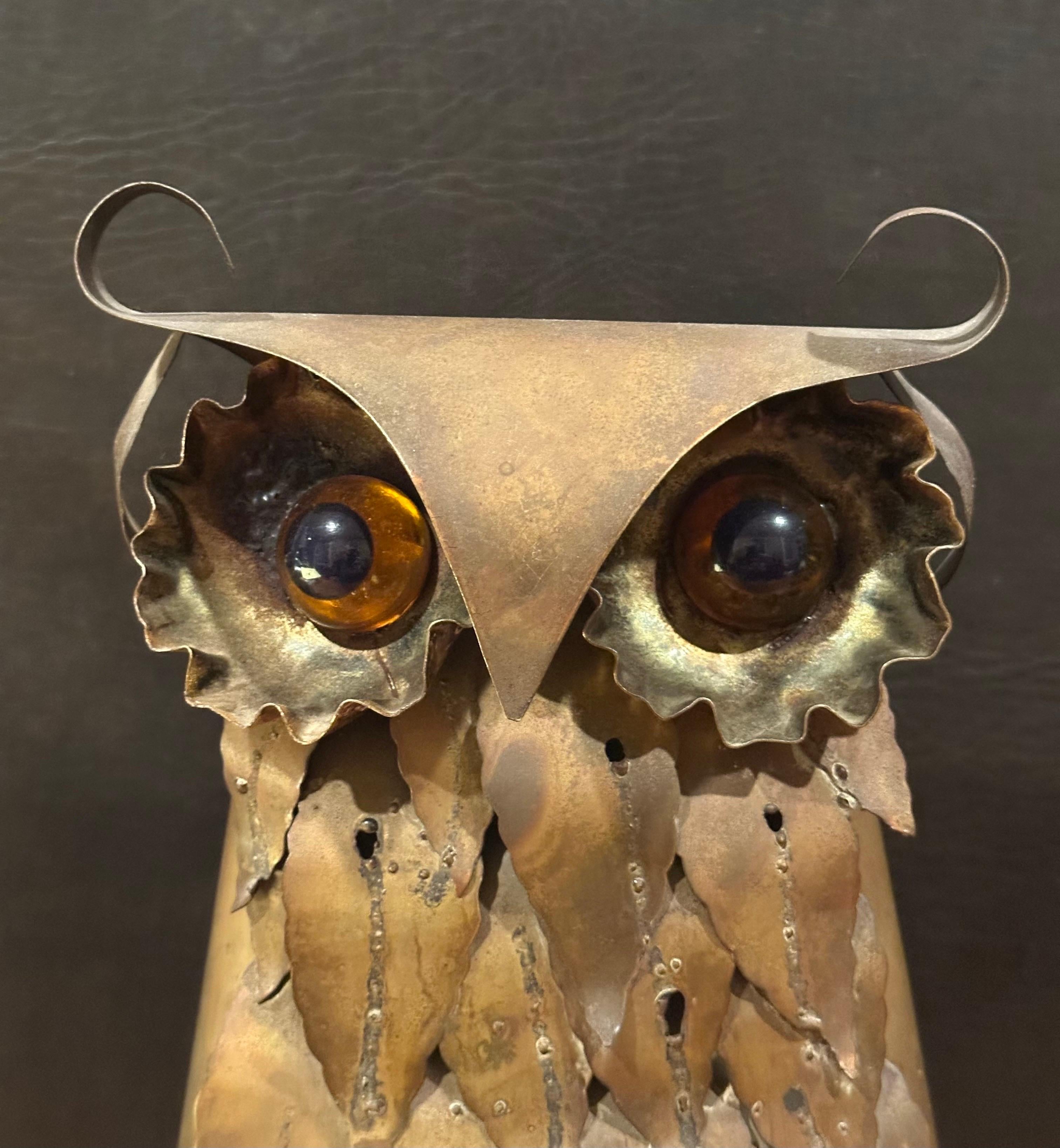 Brutalist Owl Sculpture in Raw Metal with Glass Eyes in the Style of Curtis Jere in vendita 7