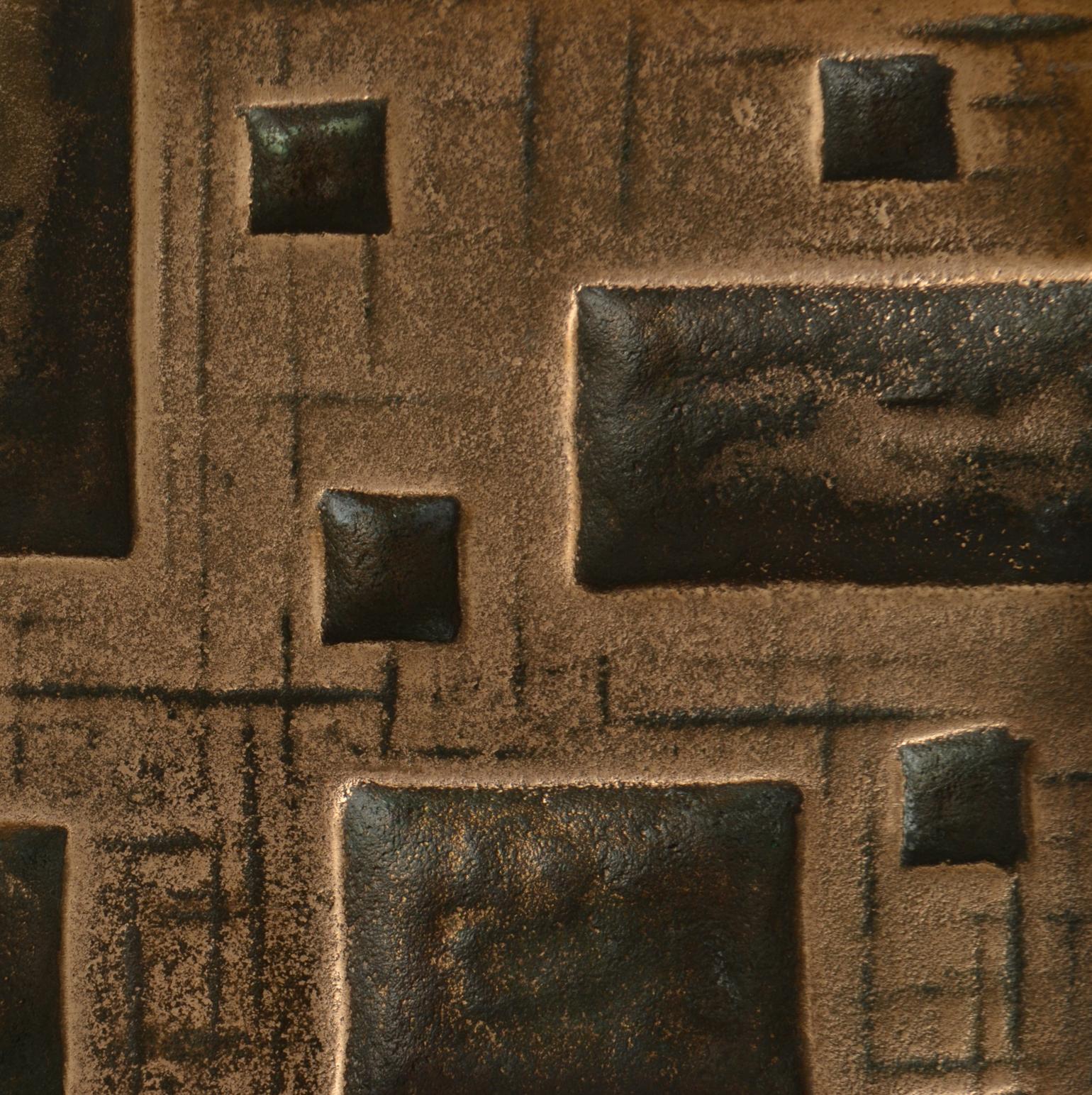 Paar rechteckige brutalistische Bronze-Türgriffe zum Drücken und Ziehen in geometrischem Relief, Brutalismus im Zustand „Hervorragend“ im Angebot in London, GB
