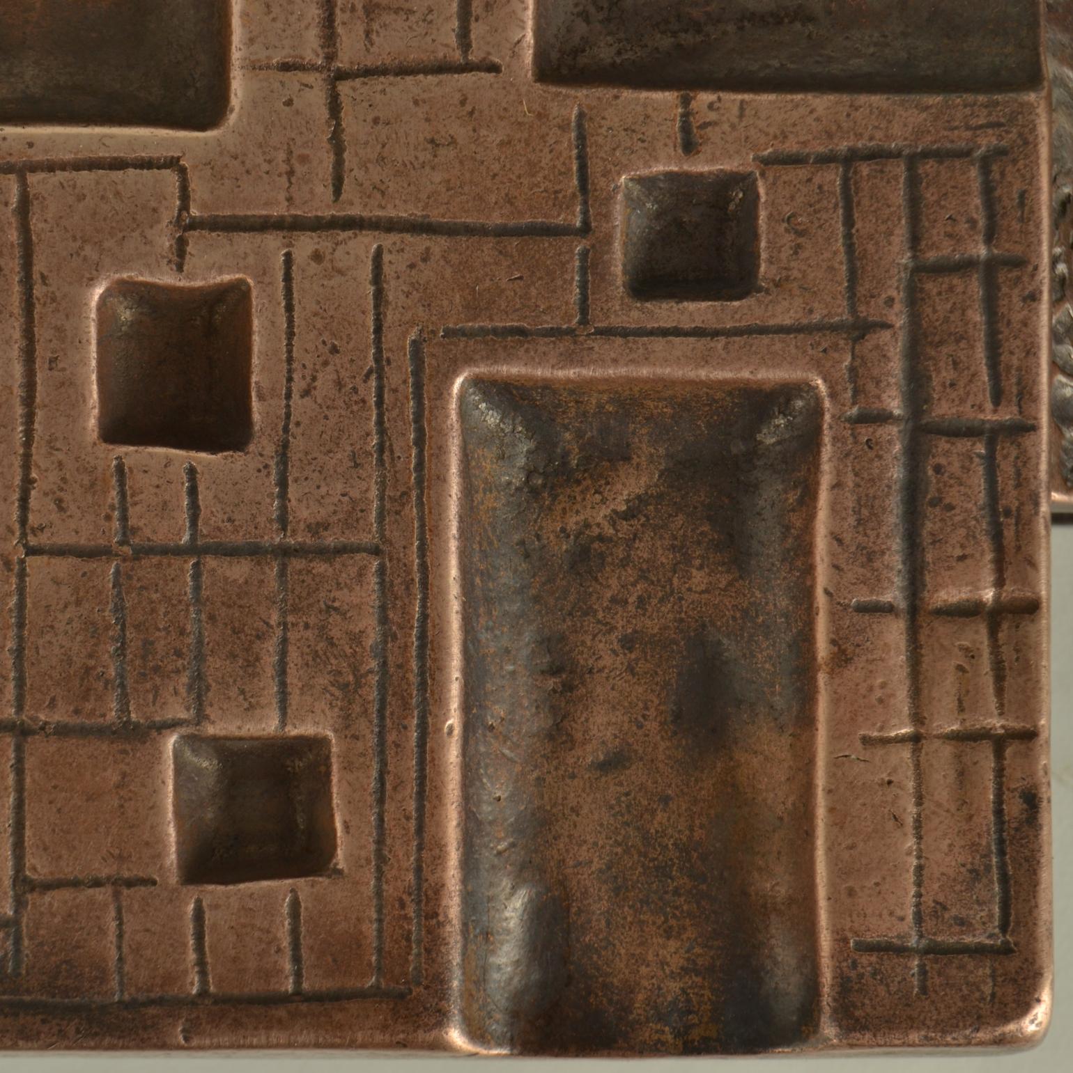 Fin du 20e siècle Paire brutaliste de poignées de porte rectangulaires en bronze en relief géométrique en vente