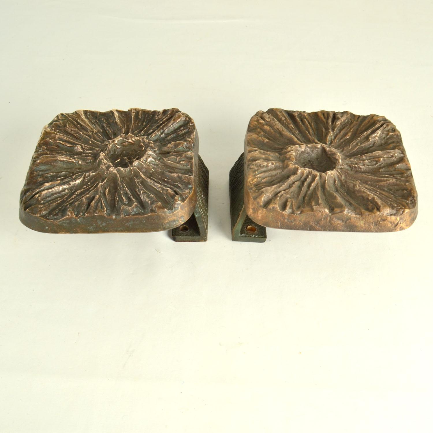 European Brutalist Pair of Bronze Square Push Pull Door Handles with Flower Relief For Sale