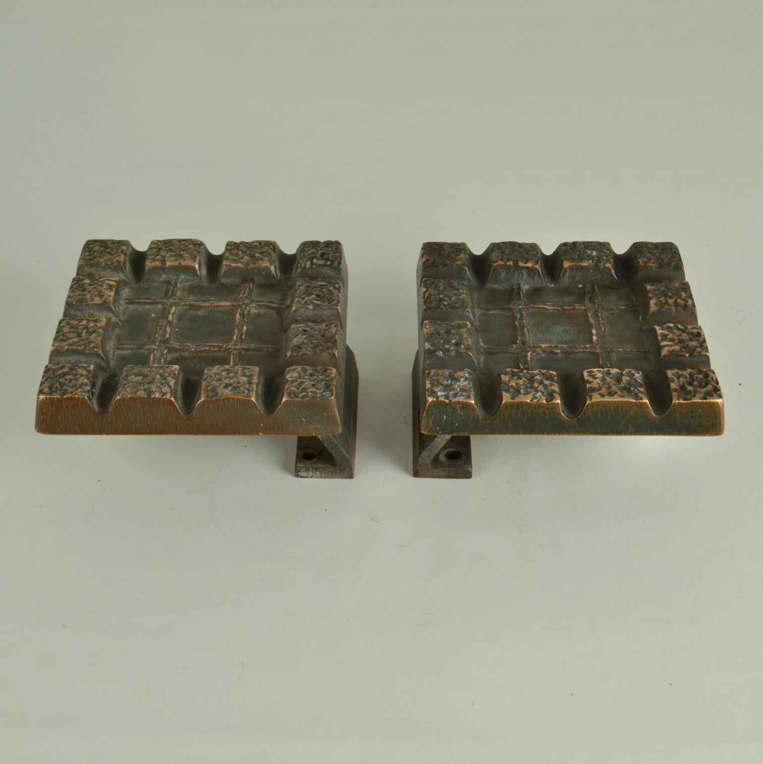 Brutalist Pair of Bronze Square Push Pull Door Handles with Geometric Relief For Sale 1