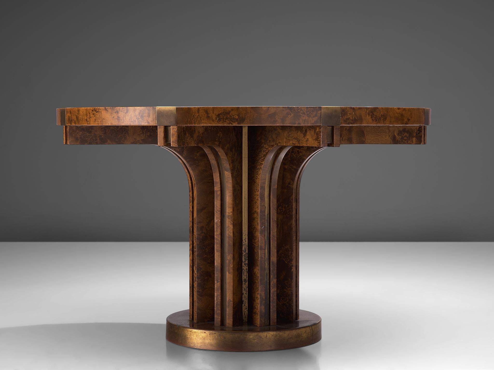 Mid-Century Modern Brutalist Pedestal Table in Burl Wood and Brass, Italy, 1950s