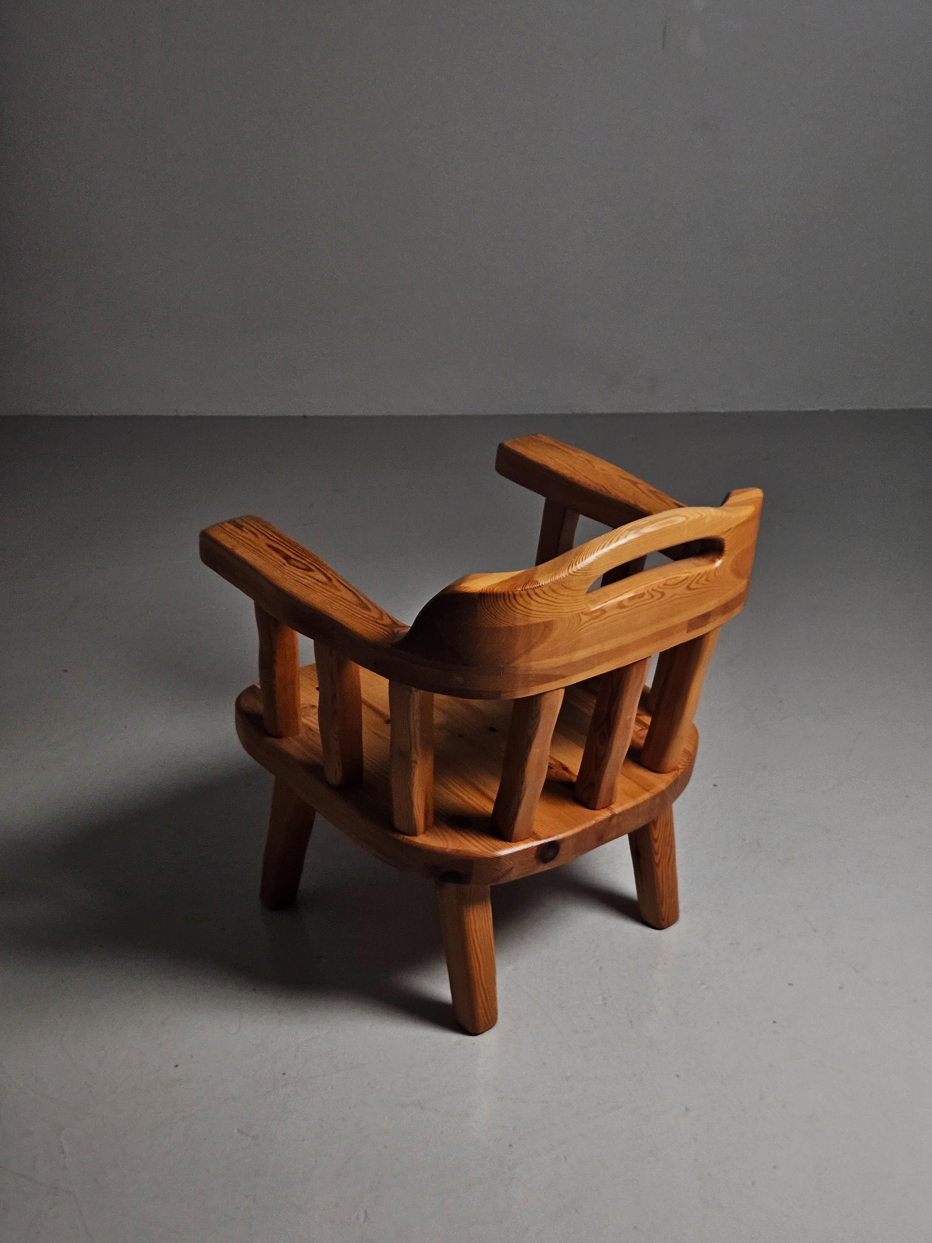 Suédois Chaises longues en pin brutalistes de Stig Sandkvist, Suède, années 1950 en vente