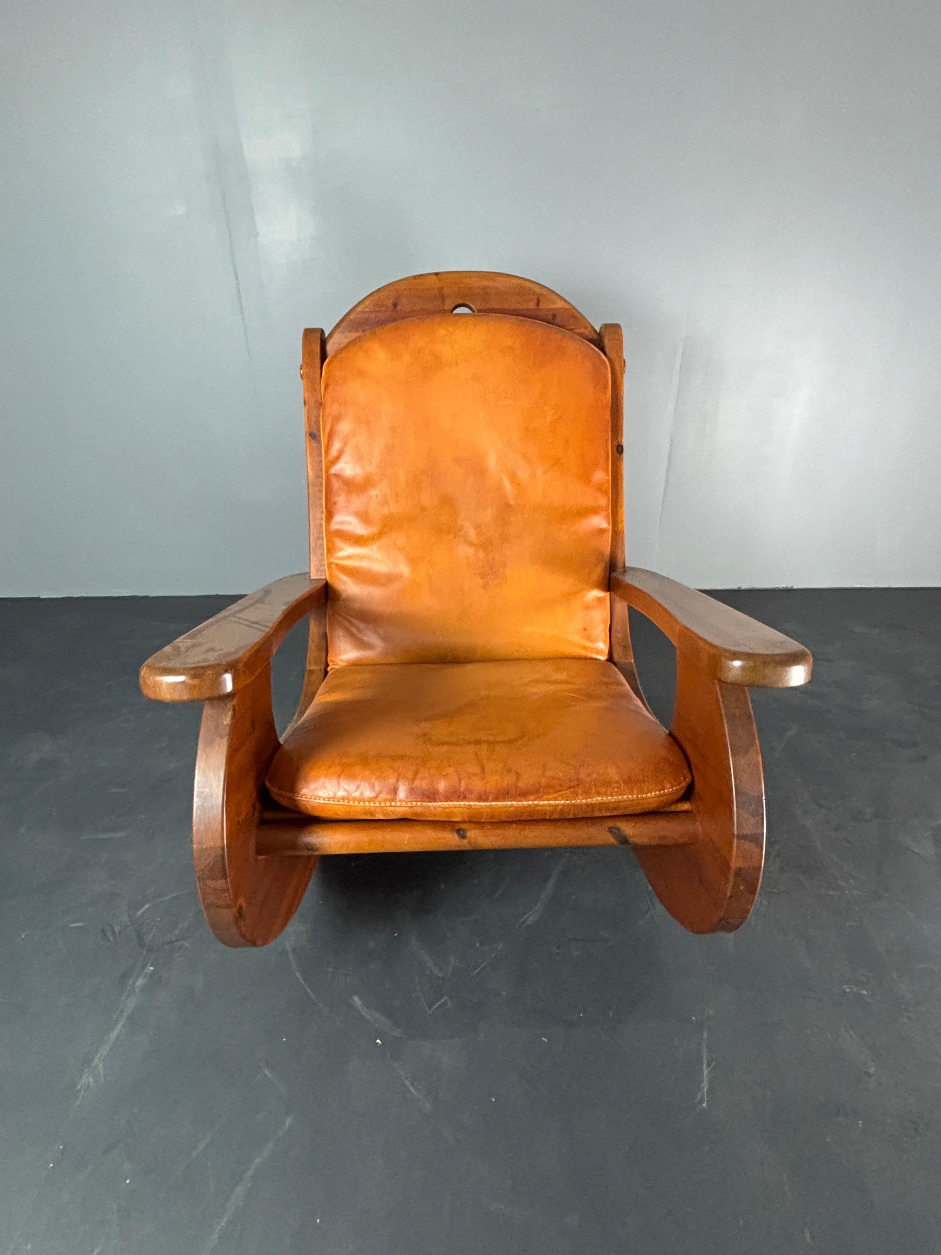 Chaise longue à bascule en pin brutale avec assise en cuir par Wasa 1984 en vente 8