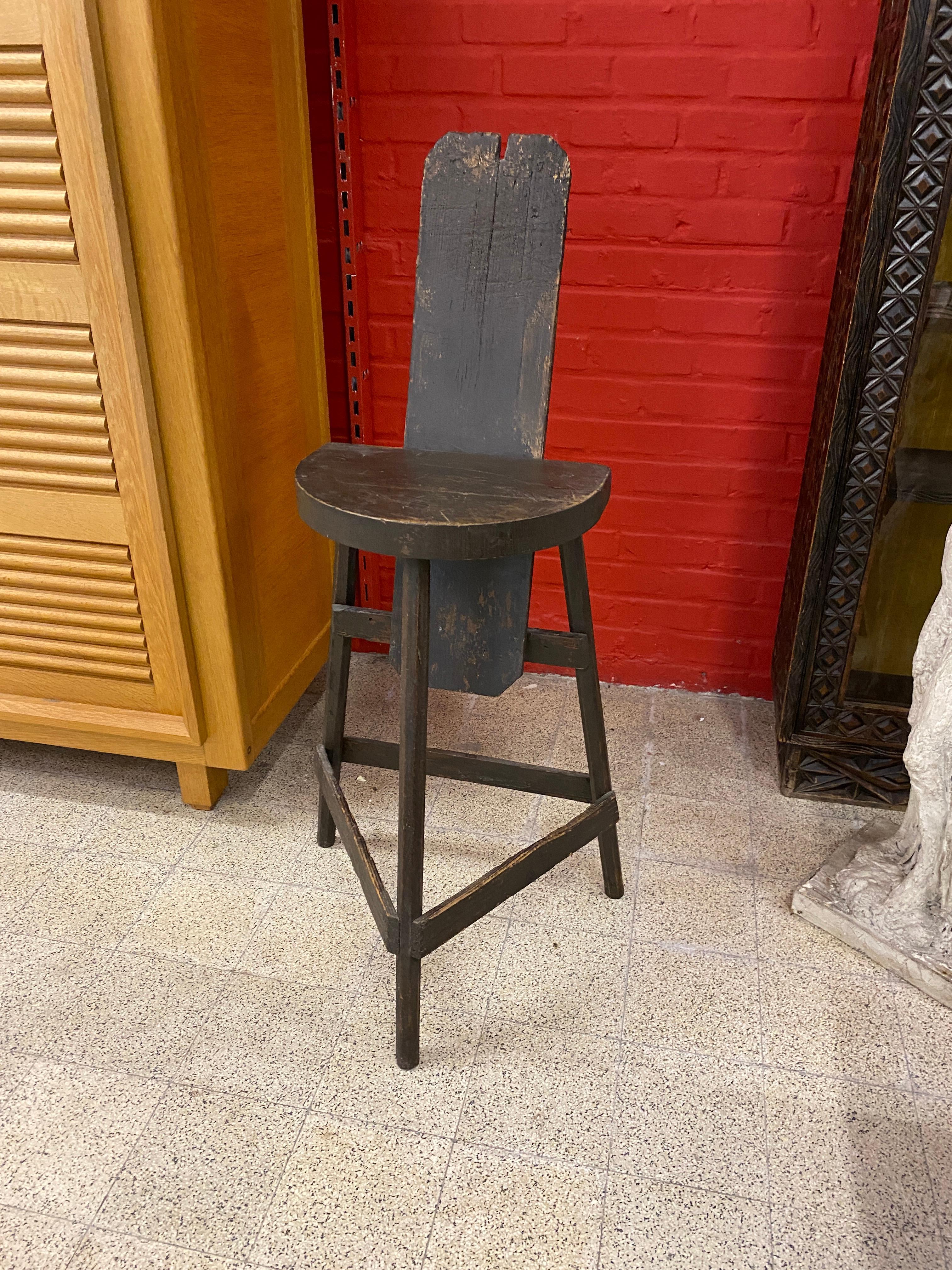 Brutalist Pine Stool, circa 1950 In Good Condition For Sale In Saint-Ouen, FR