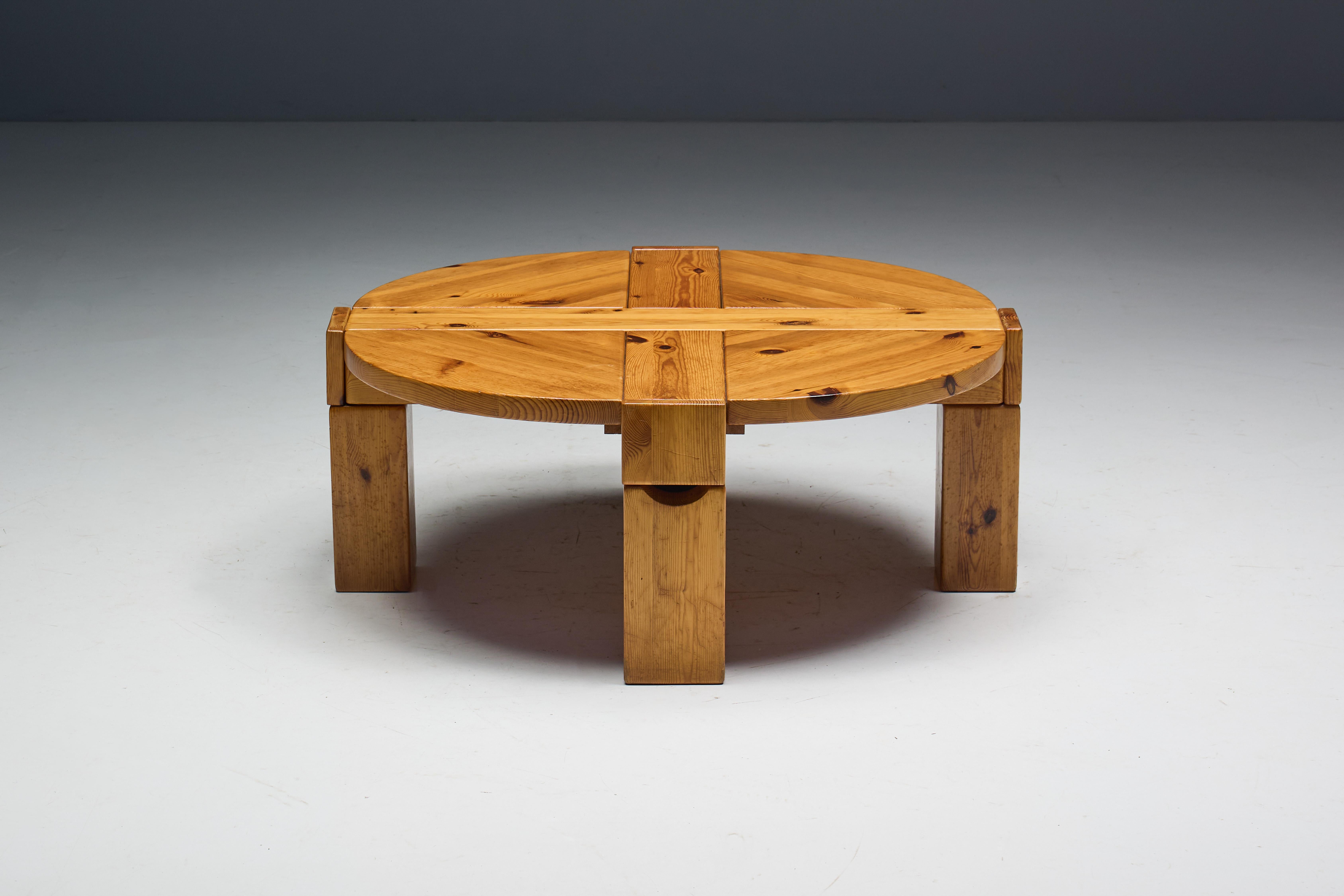 Brutalist Pine Wood Coffee Table, Sweden, 1970s im Angebot 6