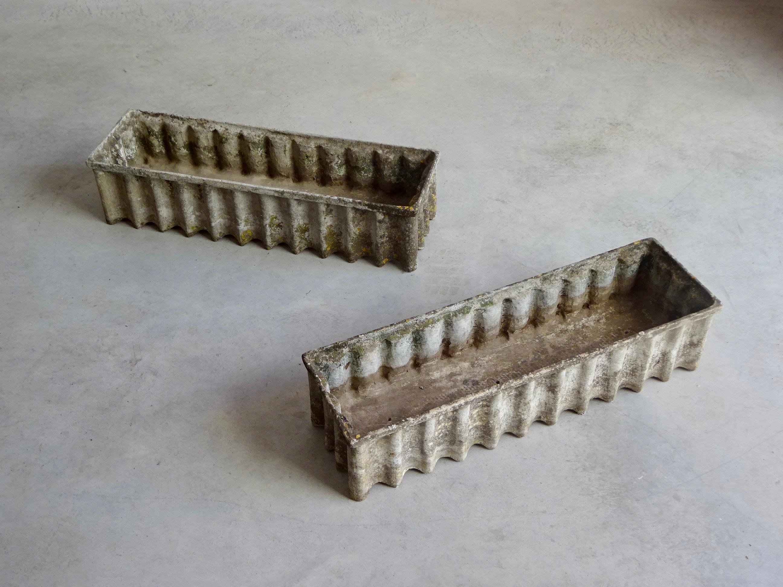 Set of two planters produced by the company 