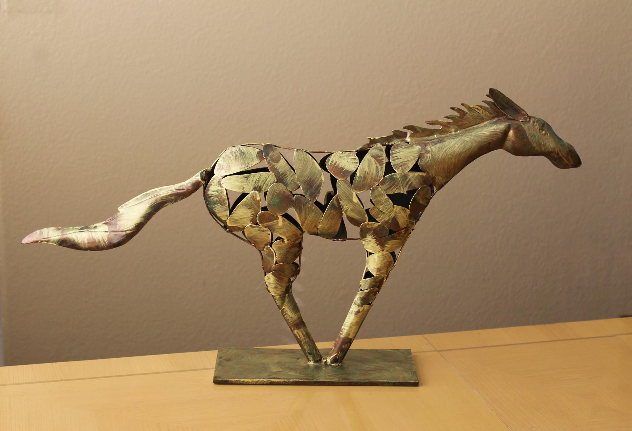 20ième siècle Sculpture brutaliste de cheval en cuivre polychromé direct ! Monumental 33