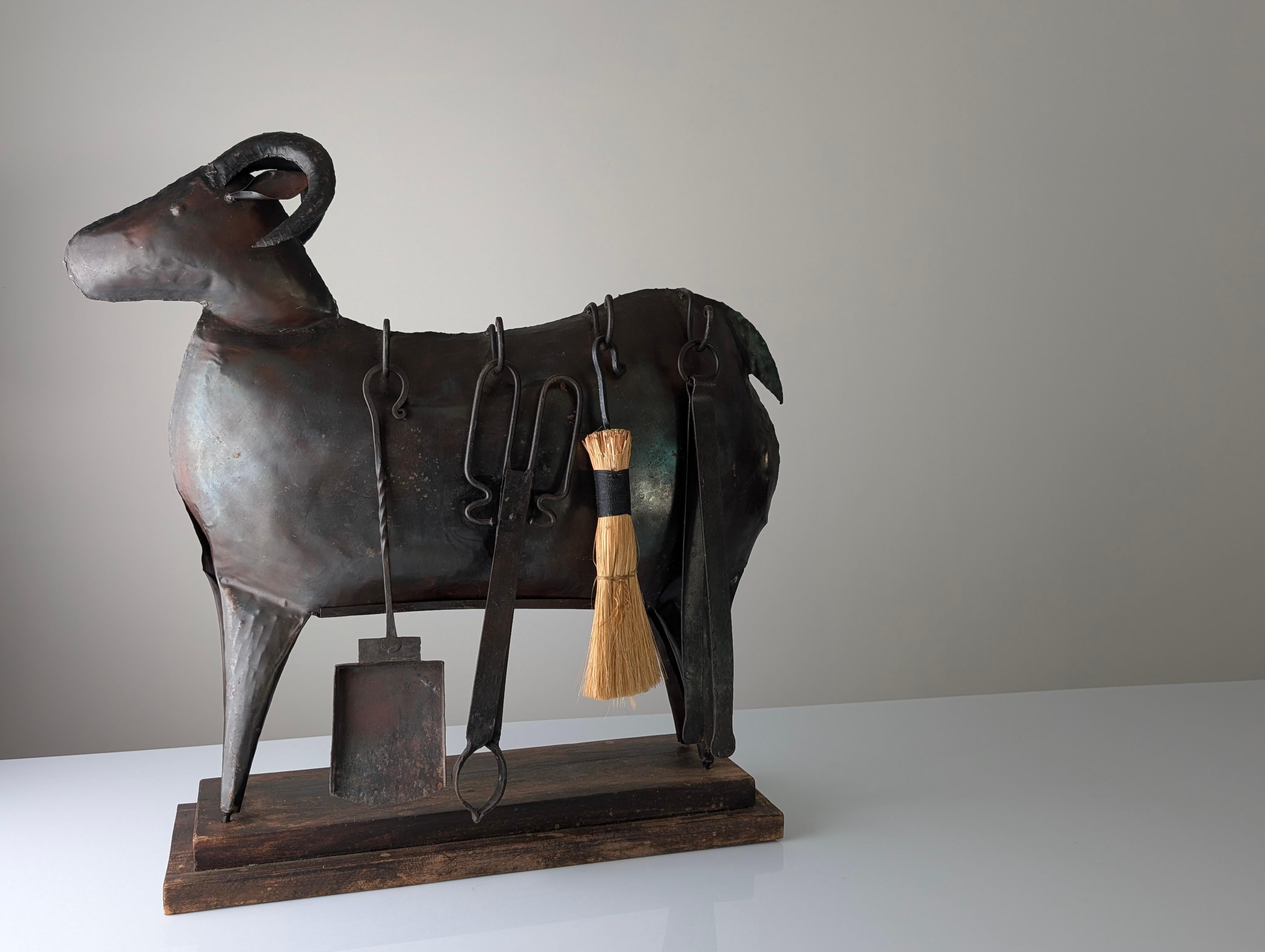 Brutalistisches Kaminbesteck in Widderform aus handgeschmiedetem Metall, Lalanne-Stil im Angebot 9