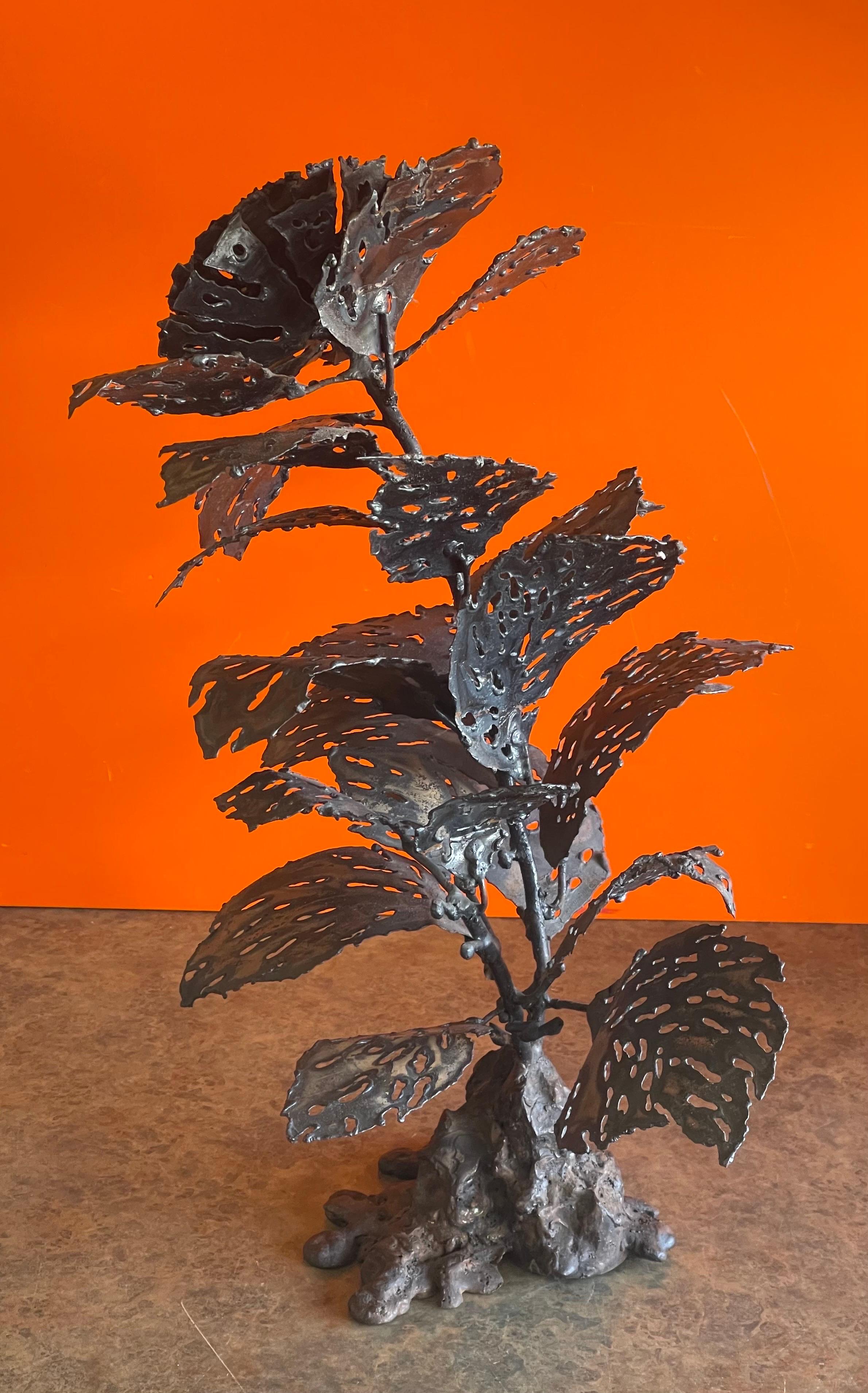 Brutalist Raw Metal Torch Cut Flower Sculpture by Dan Jordan In Good Condition For Sale In San Diego, CA