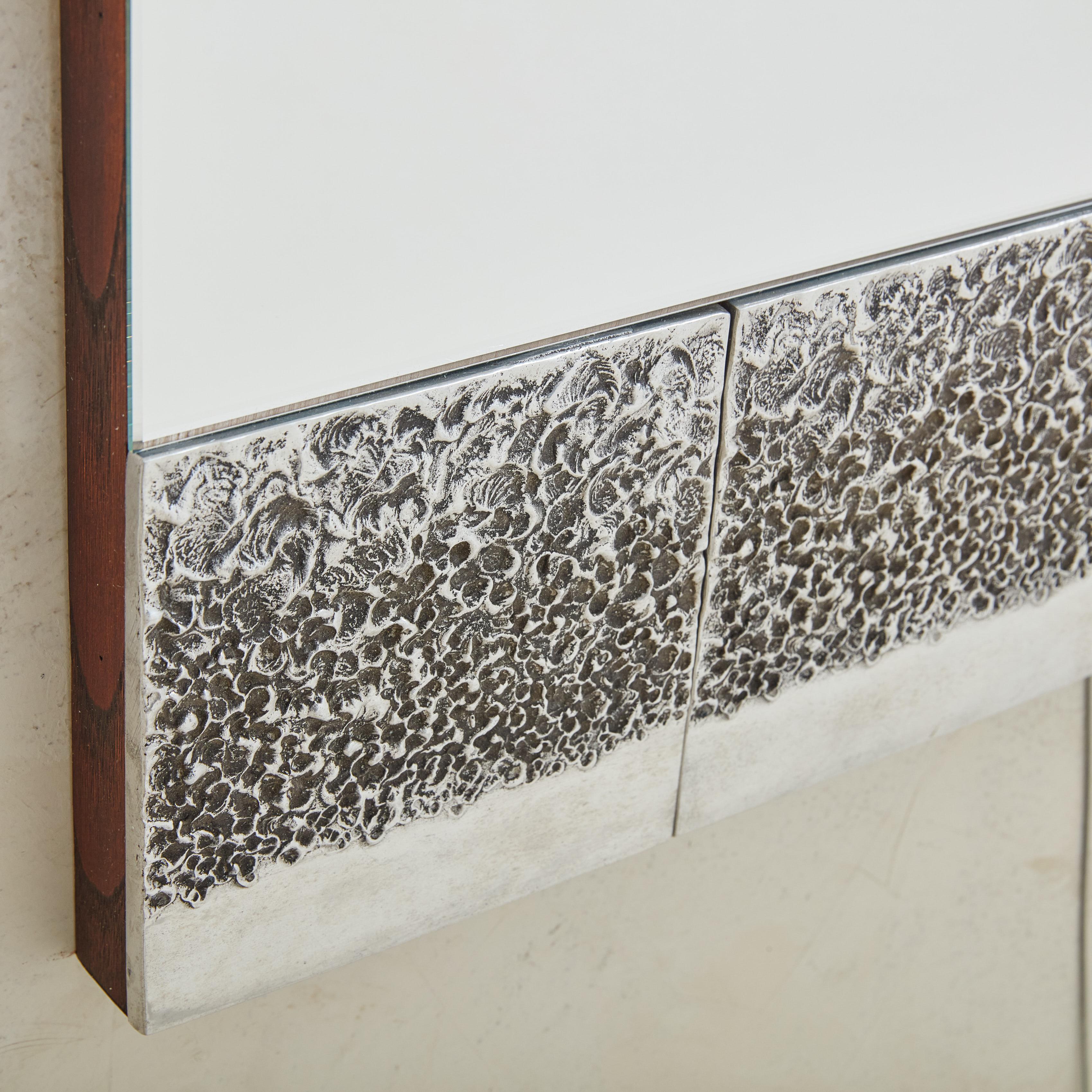 Brutalisme Miroir rectangulaire brutaliste dans le style de Bianca Garinei en vente