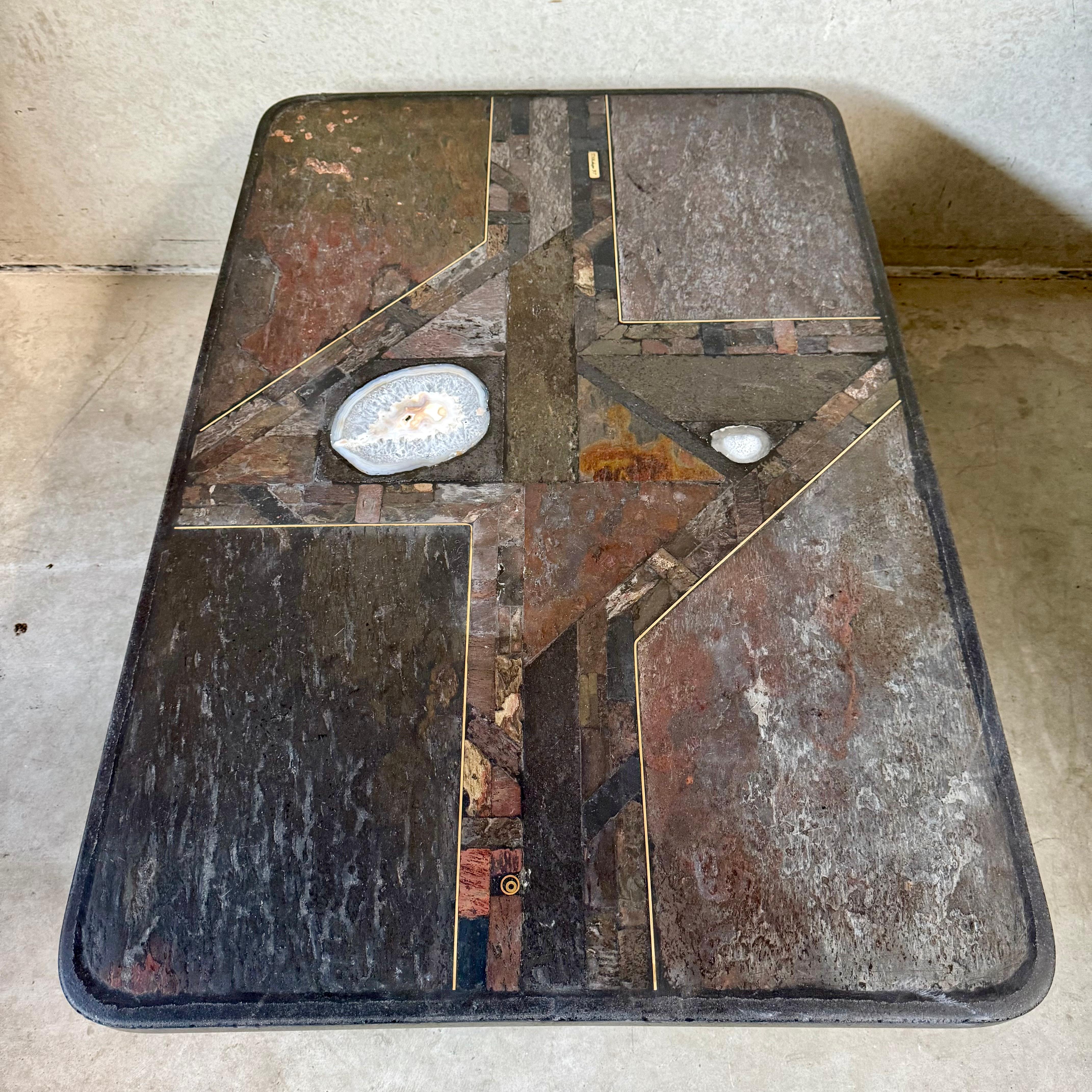 Brutalist Rectangular Slate Stone Brass Coffee Table by Studio Stam In Good Condition For Sale In DE MEERN, NL