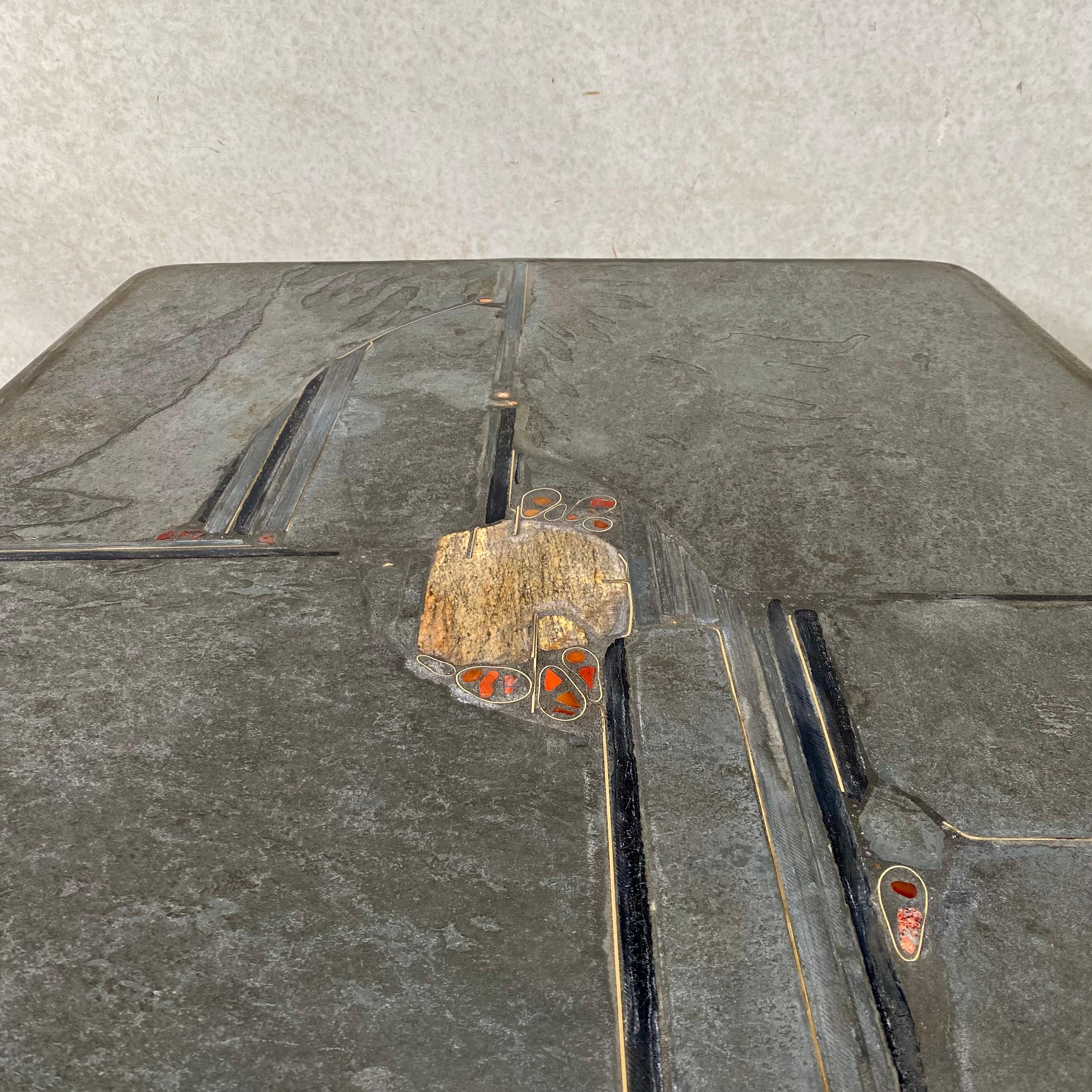 Table basse rectangulaire brutaliste en ardoise du sculpteur Paul Kingma 1996 en vente 9
