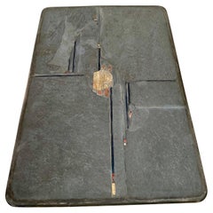 Table basse rectangulaire brutaliste en ardoise du sculpteur Paul Kingma 1996