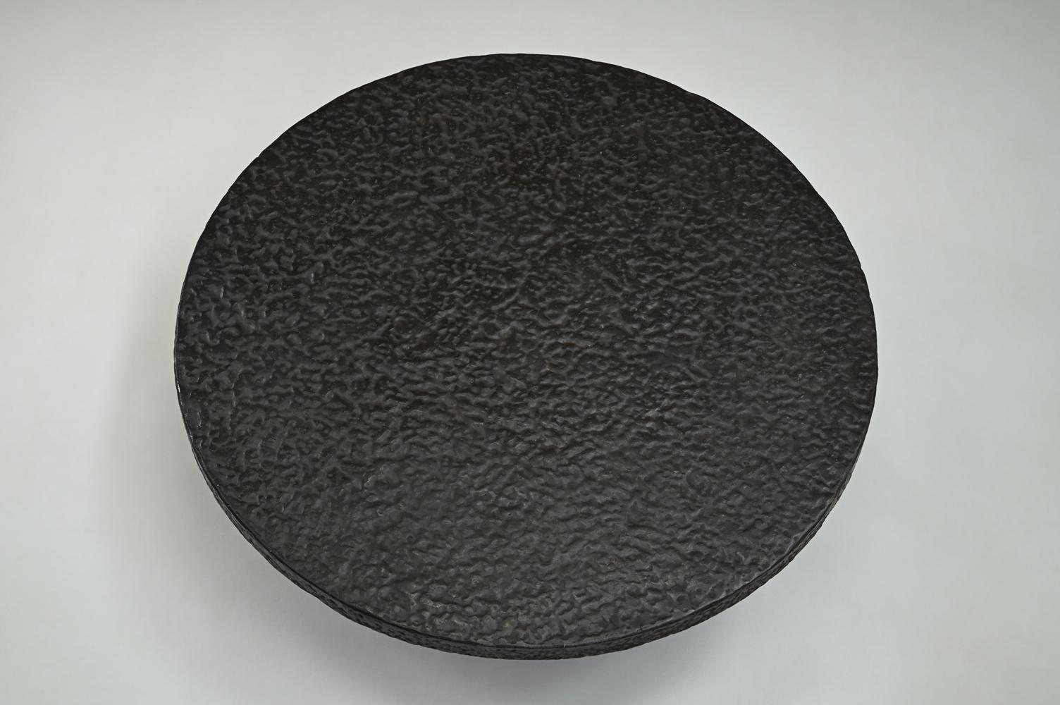 Mesa de centro Brutalista de resina y piedra, años 70 Holanda. finales del siglo XX en venta