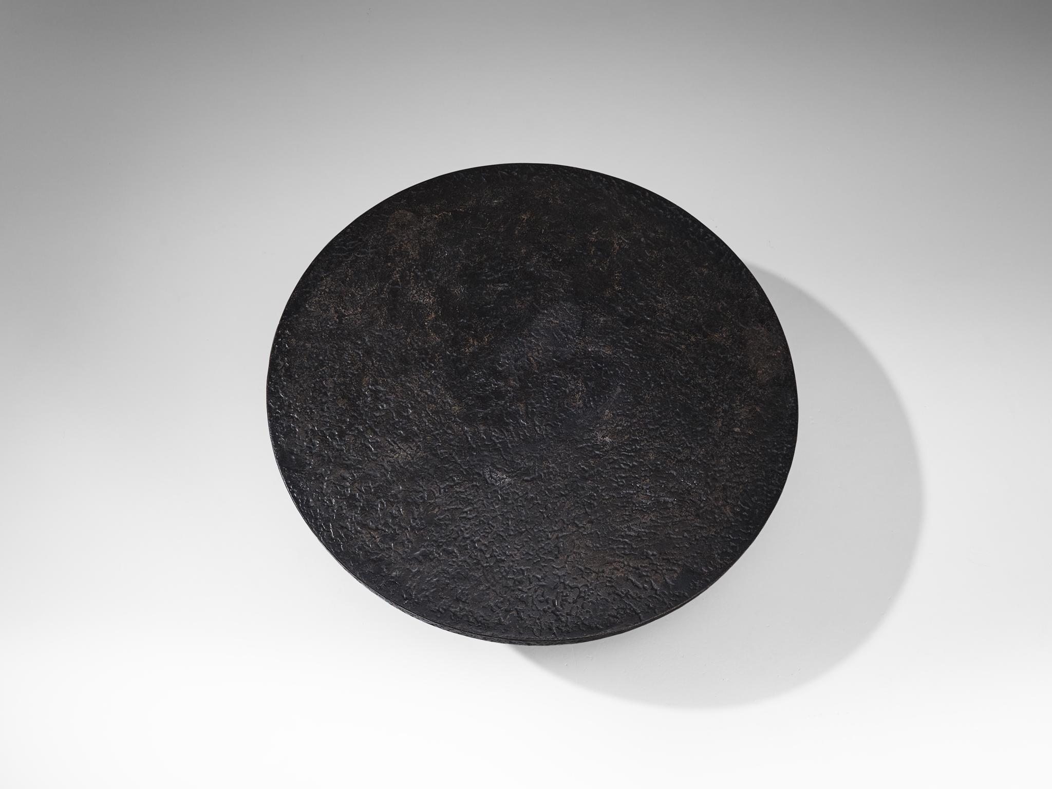 Late 20th Century Brutalist Round Coffee Table in Black Stone Look Resin