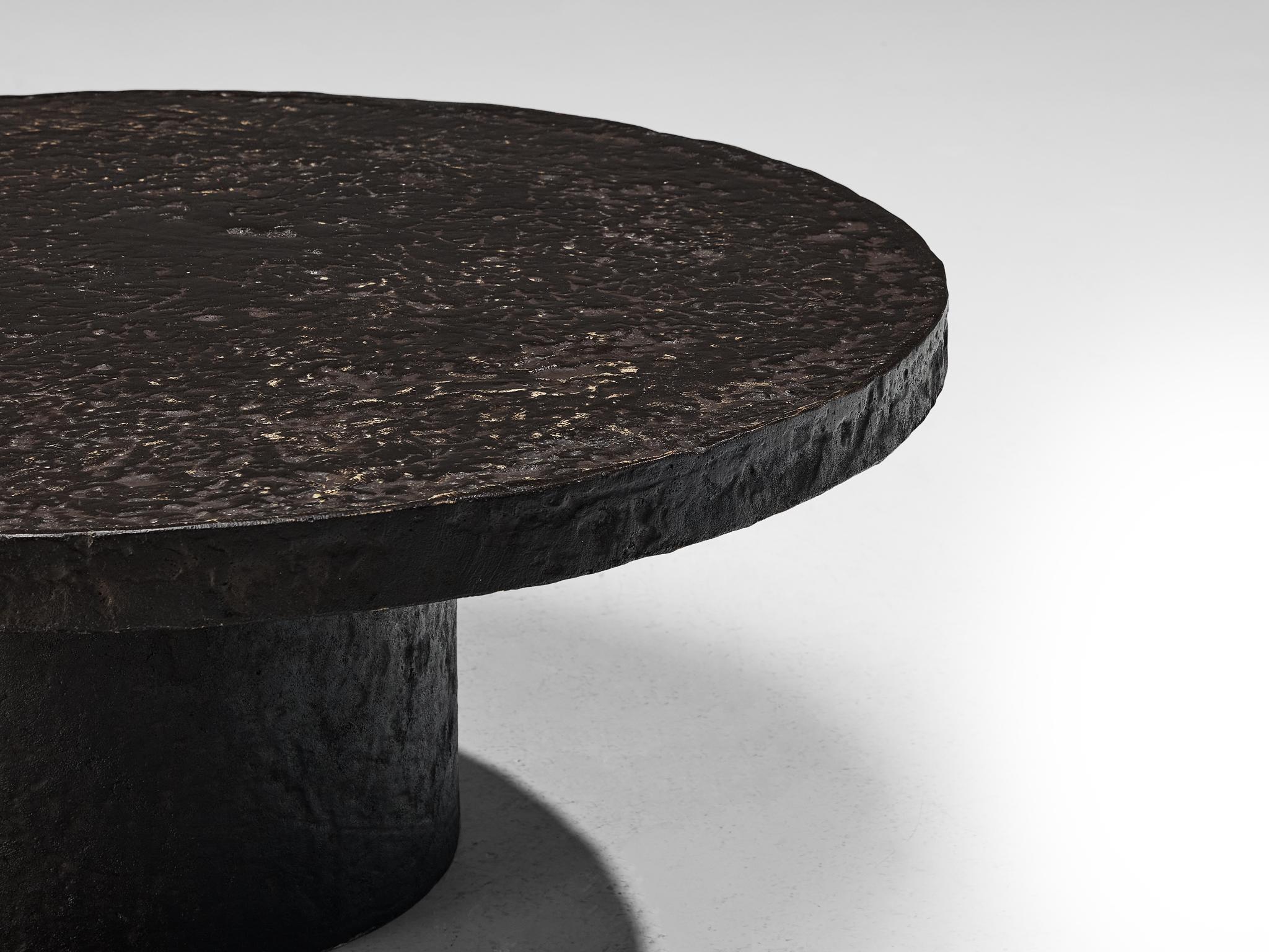 Late 20th Century Brutalist Round Coffee Table in Black Stone Look Resin 