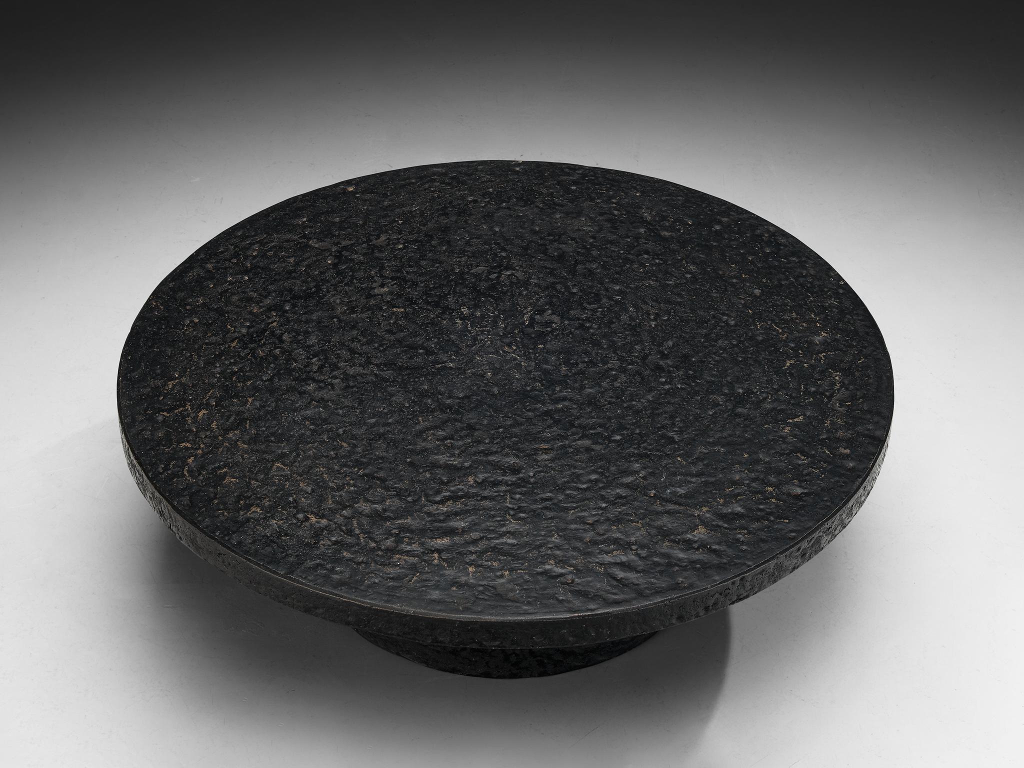 Late 20th Century Brutalist Round Coffee Table in Black Stone Look Resin